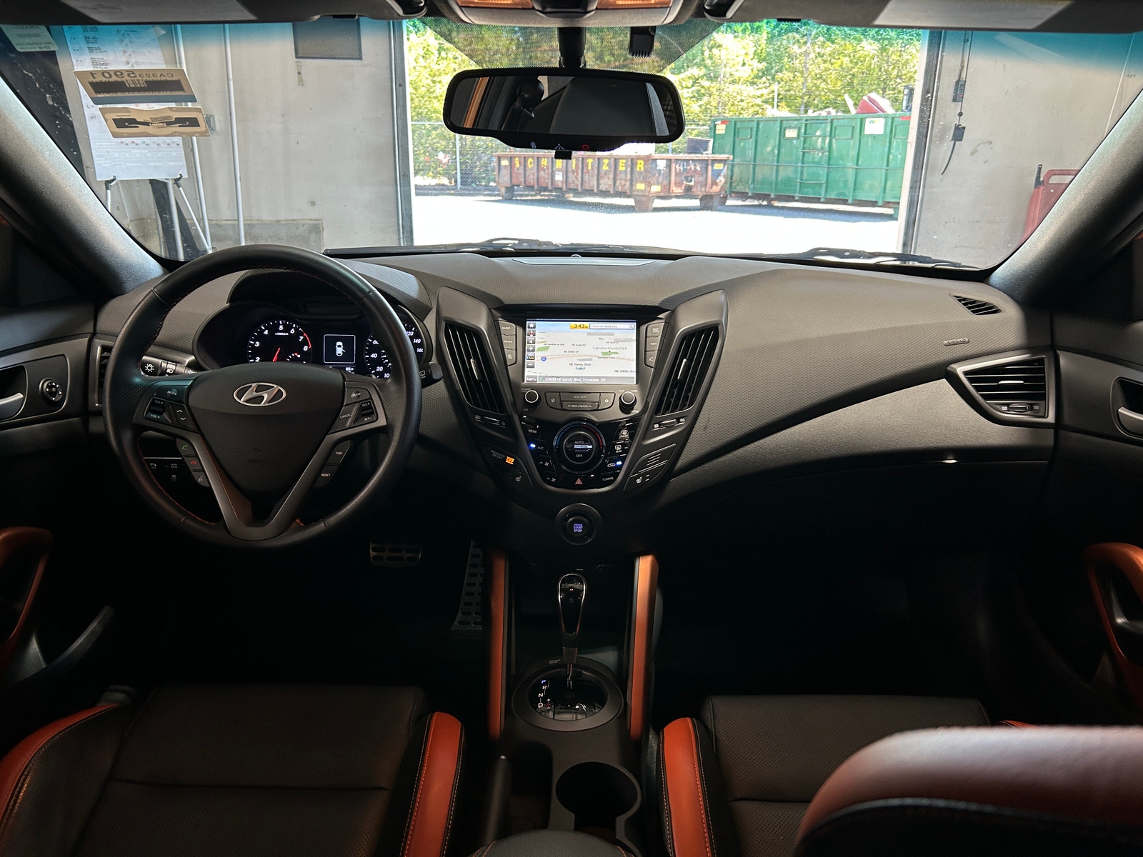 Thumbnail: 2016 Hyundai Veloster - 2
