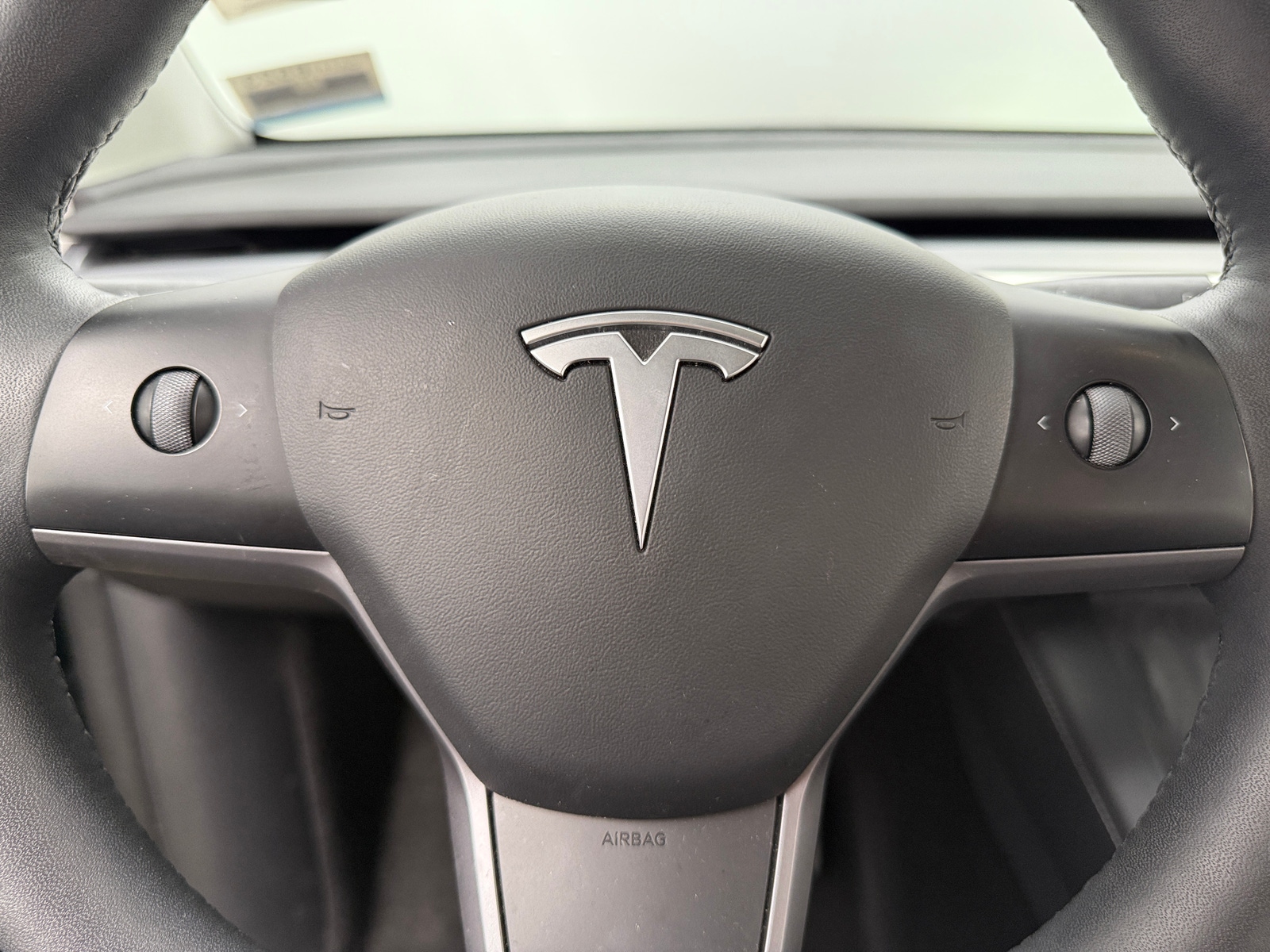 Thumbnail: 2022 Tesla Model Y - 4