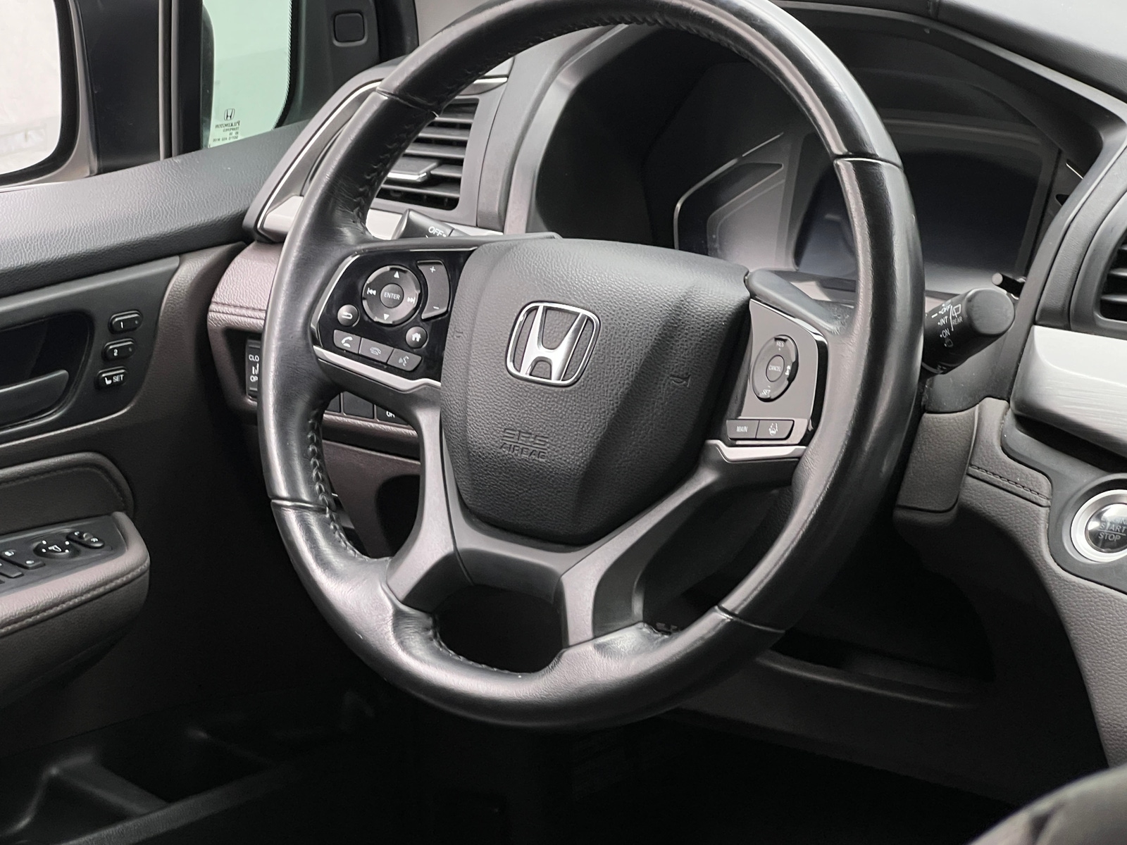 Thumbnail: 2019 Honda Odyssey - 4