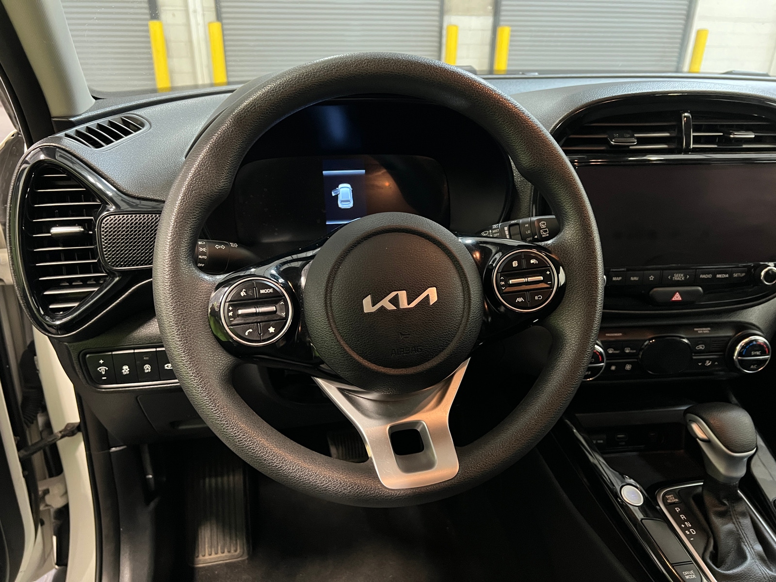 Thumbnail: 2023 Kia Soul - 5