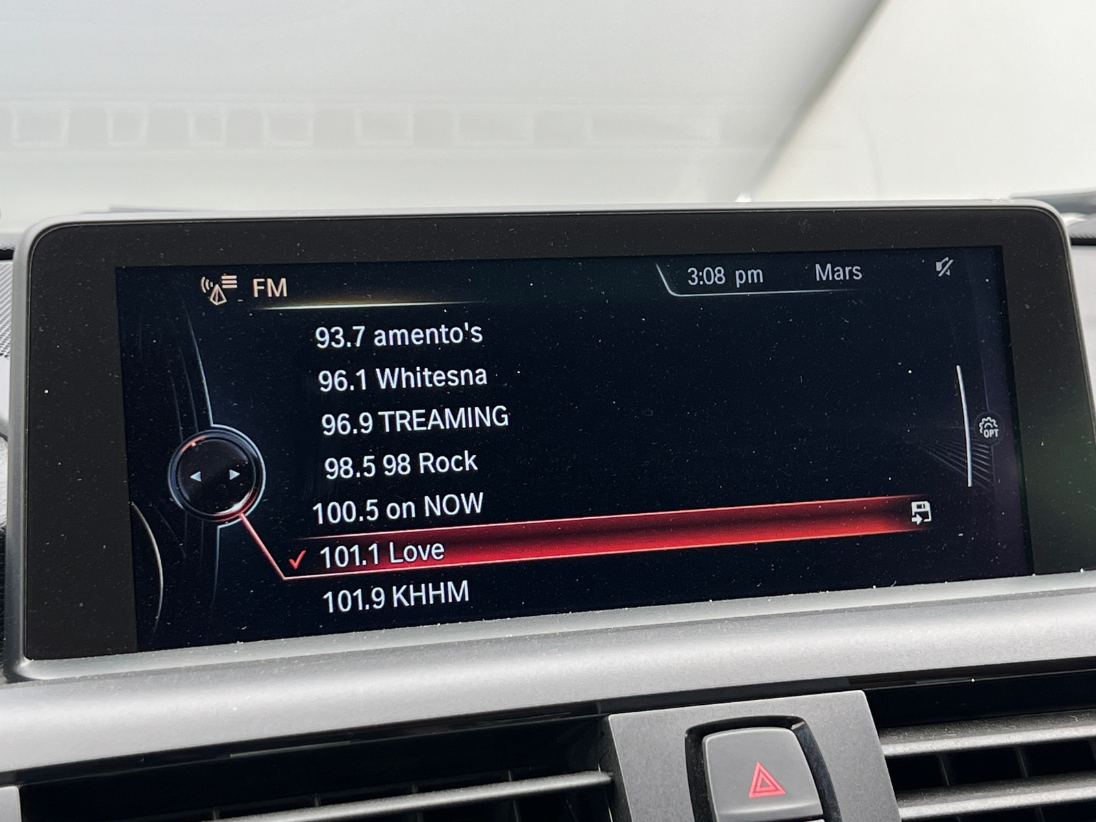 Thumbnail: 2015 BMW 2 Series - 2