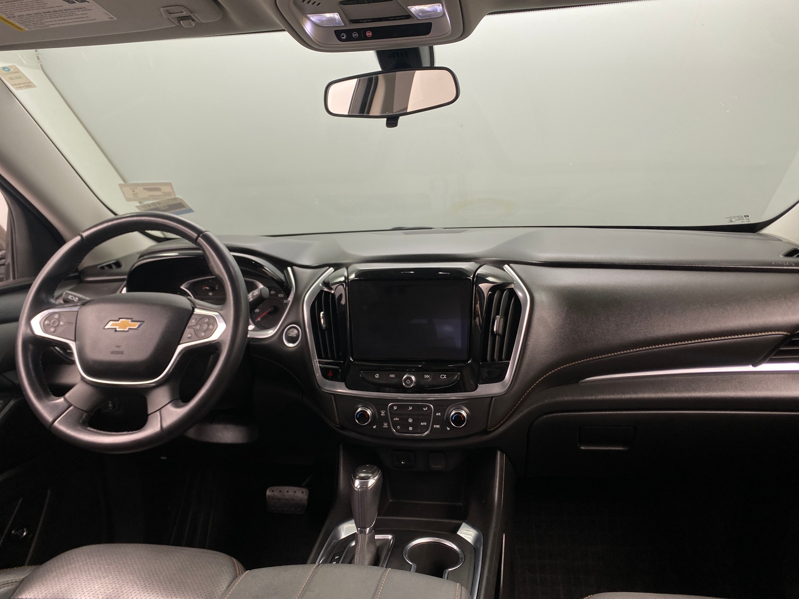 Thumbnail: 2019 Chevrolet Traverse - 3