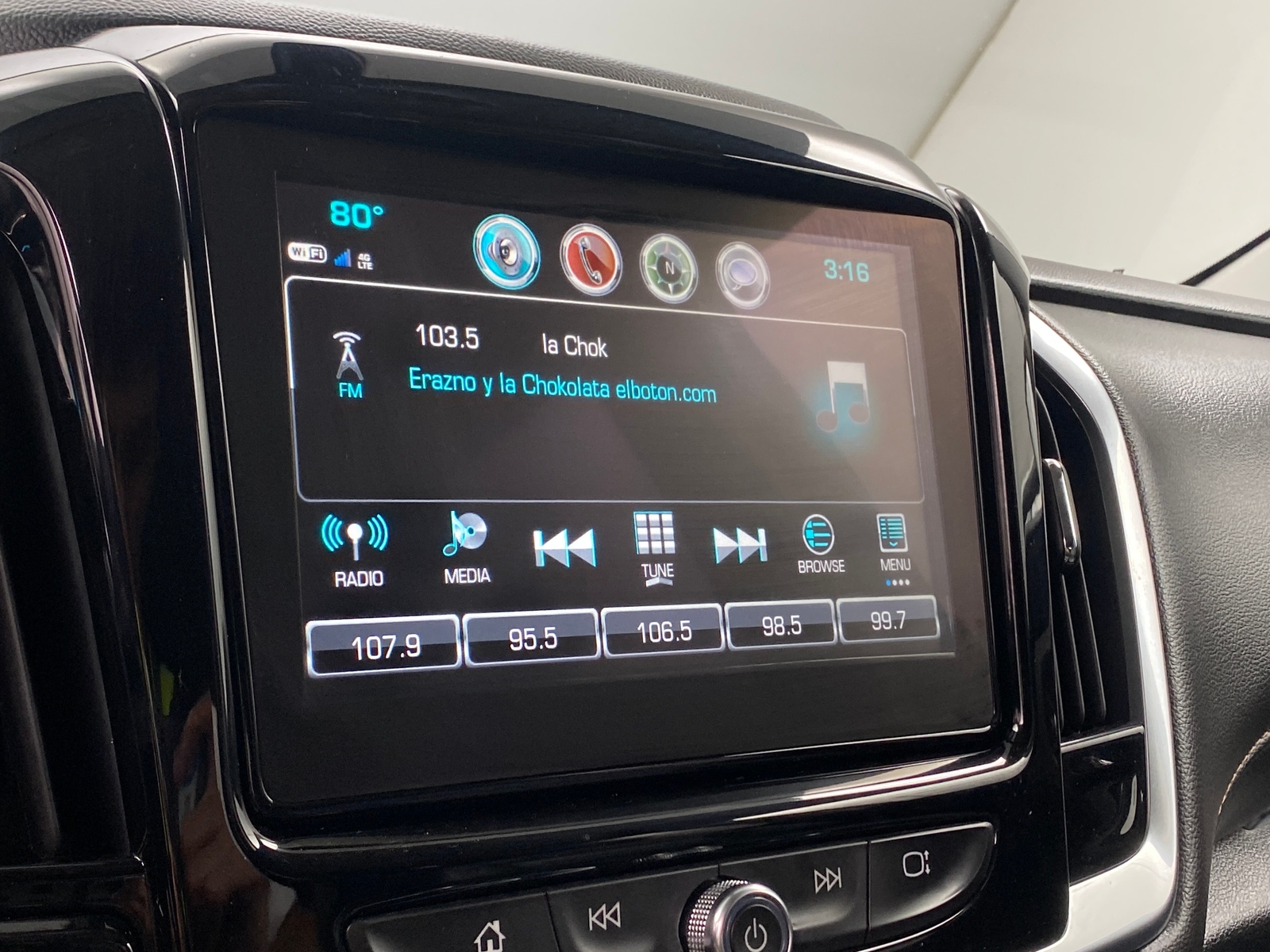 Thumbnail: 2019 Chevrolet Traverse - 4