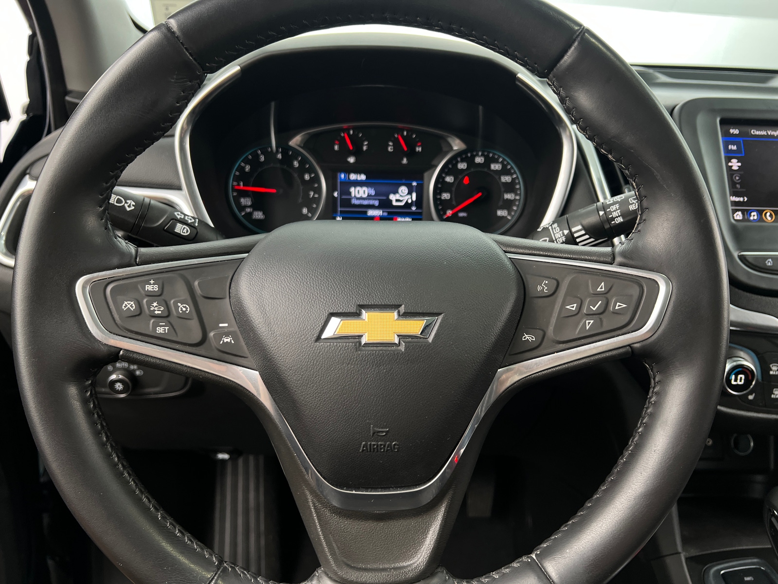 Thumbnail: 2022 Chevrolet Equinox - 5