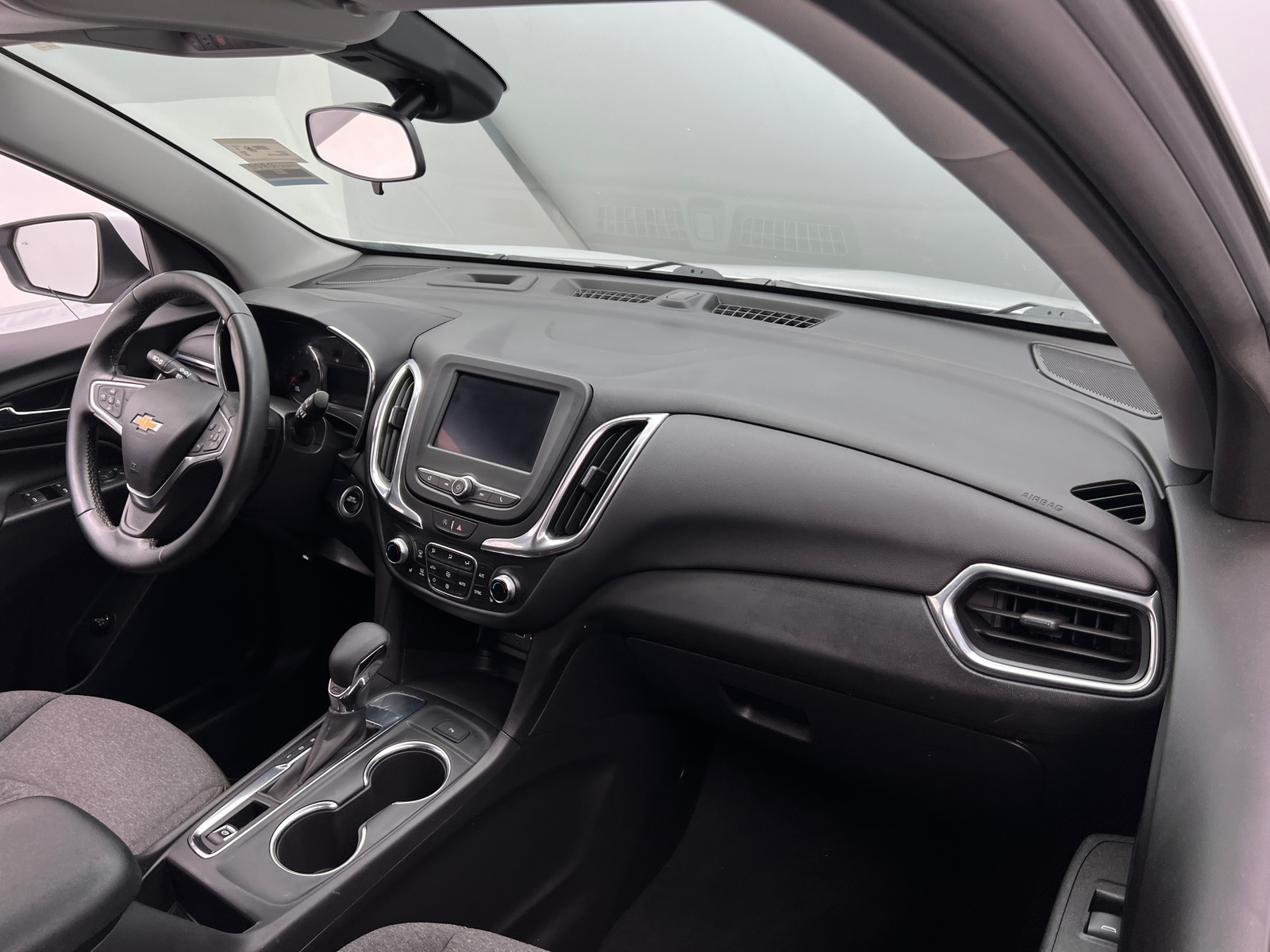 Thumbnail: 2023 Chevrolet Equinox - 3