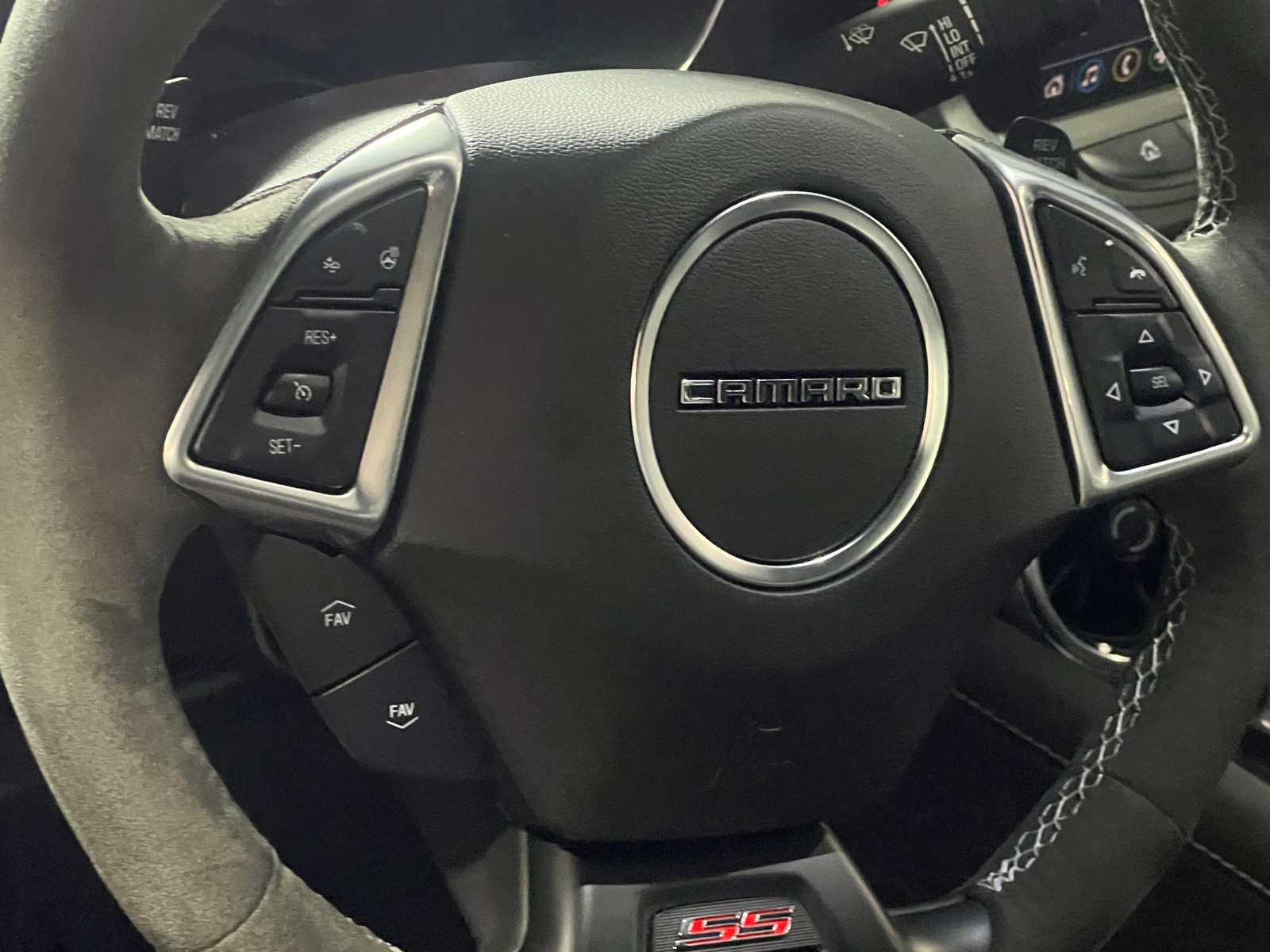 Thumbnail: 2022 Chevrolet Camaro - 3