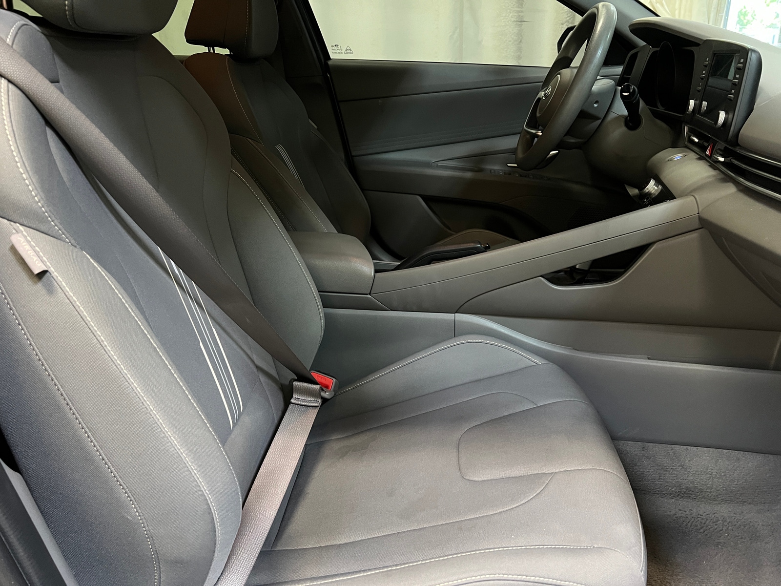 Thumbnail: 2023 Hyundai Elantra - 2