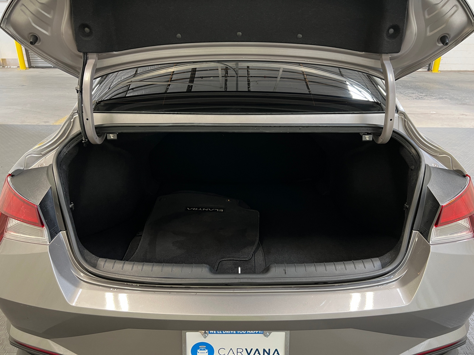Thumbnail: 2023 Hyundai Elantra - 7