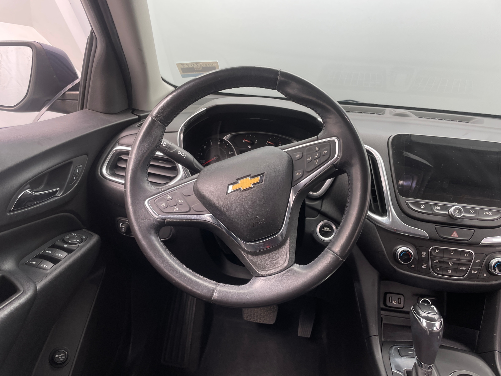 Thumbnail: 2018 Chevrolet Equinox - 5