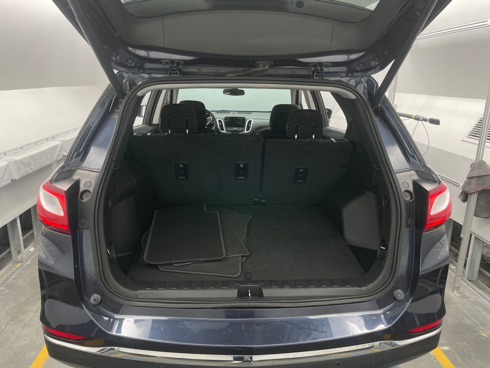 Thumbnail: 2018 Chevrolet Equinox - 7