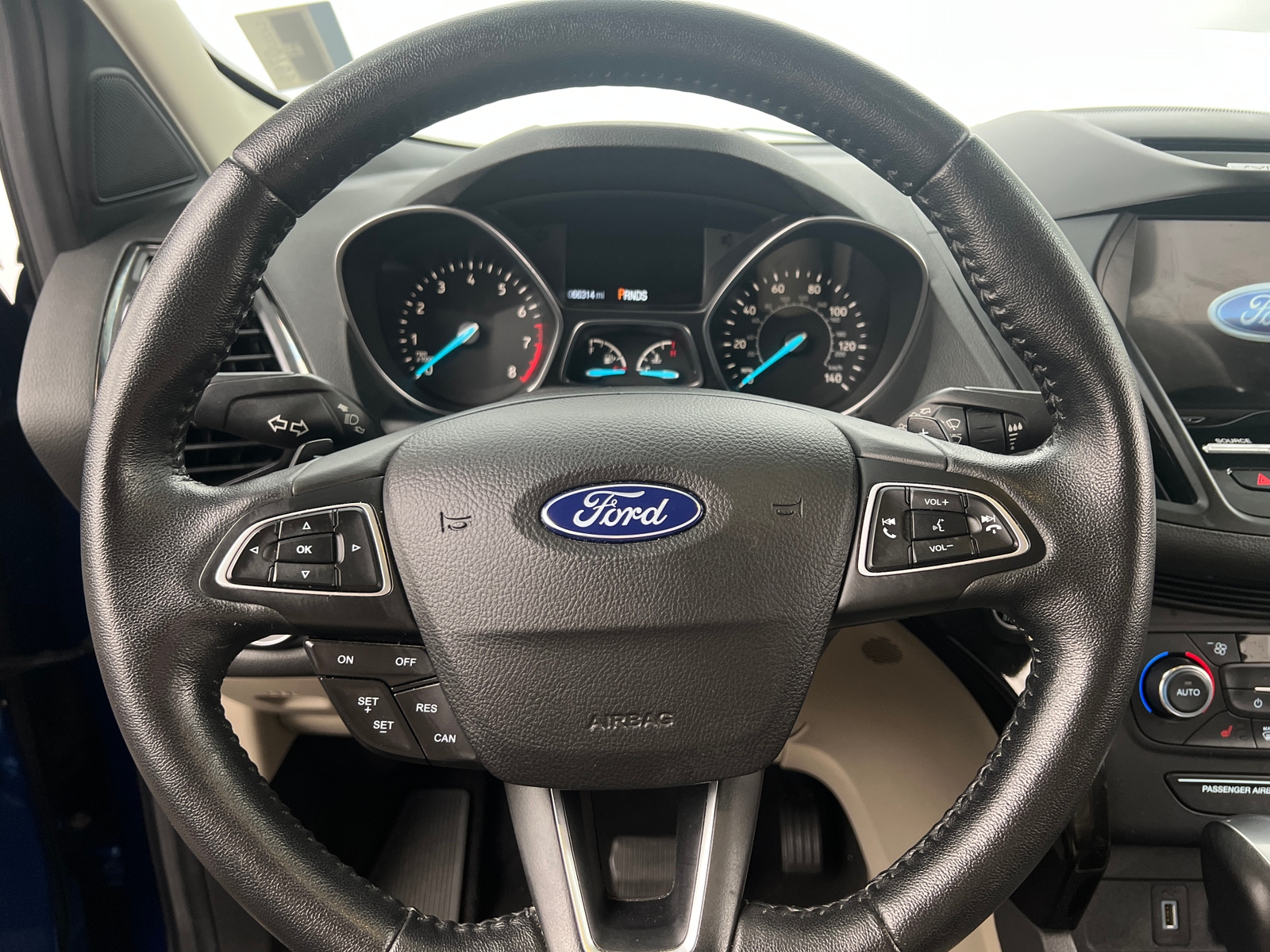 Thumbnail: 2017 Ford Escape - 4