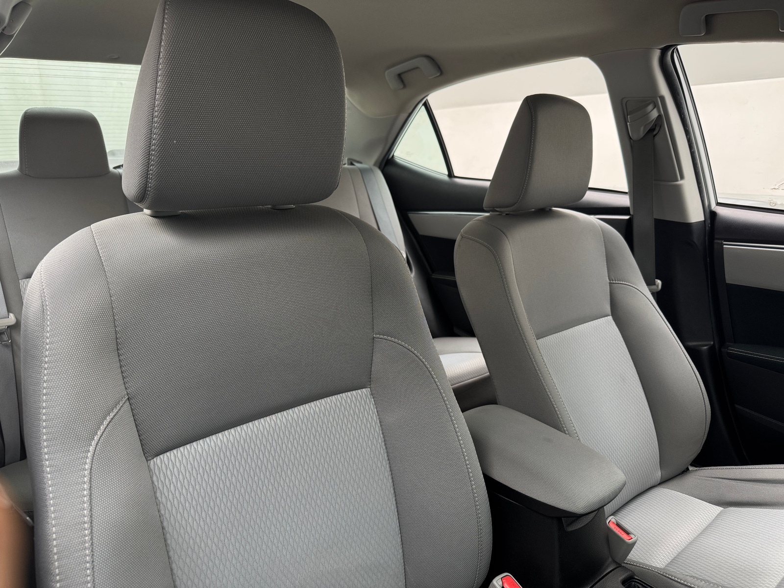Thumbnail: 2016 Toyota Corolla - 2
