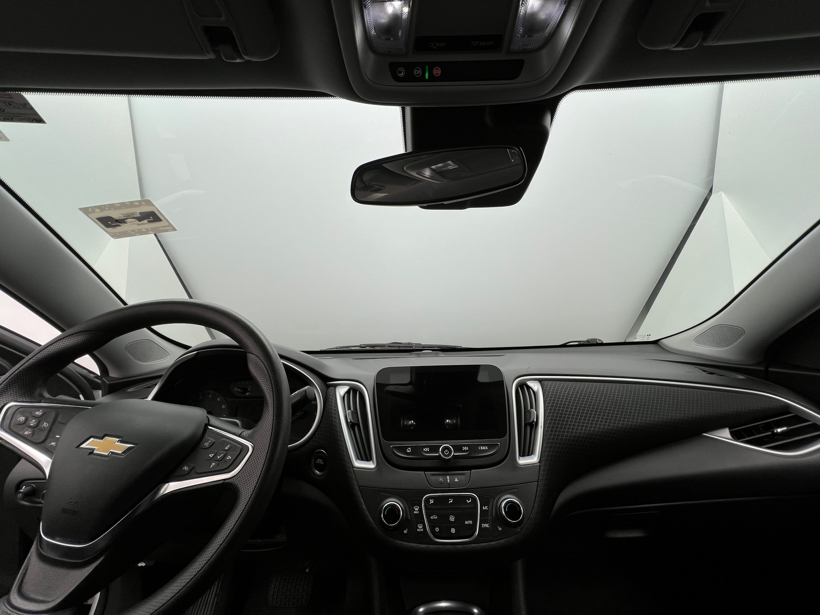 Thumbnail: 2023 Chevrolet Malibu - 3