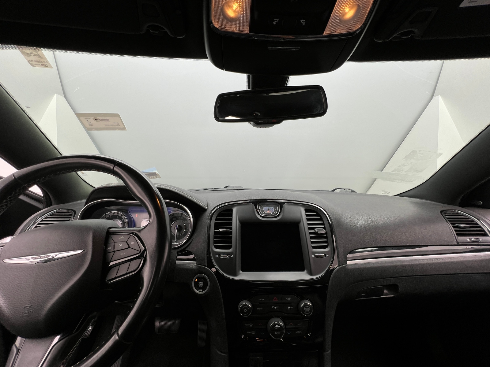Thumbnail: 2021 Chrysler 300 - 2