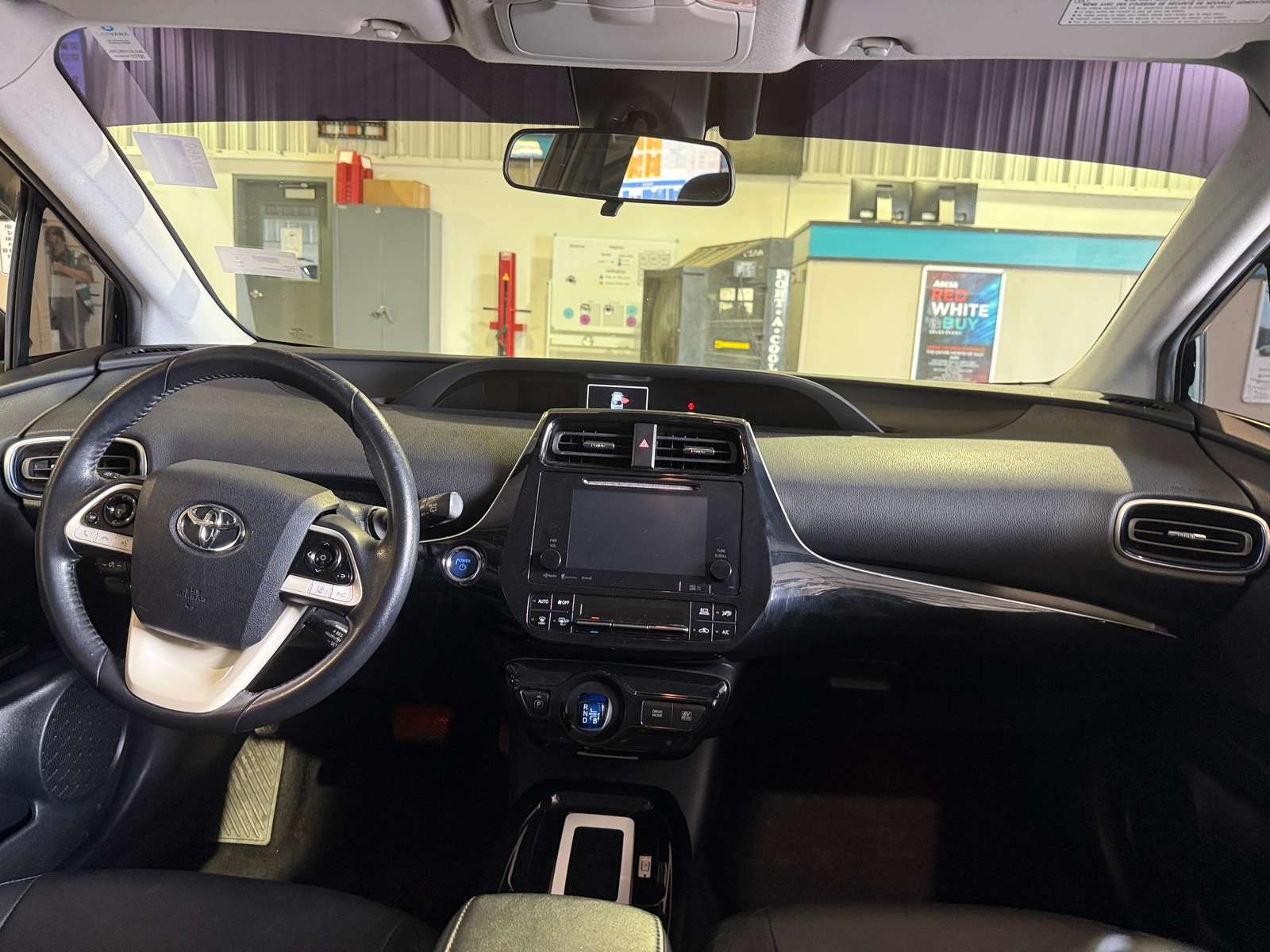 Thumbnail: 2016 Toyota Prius - 2