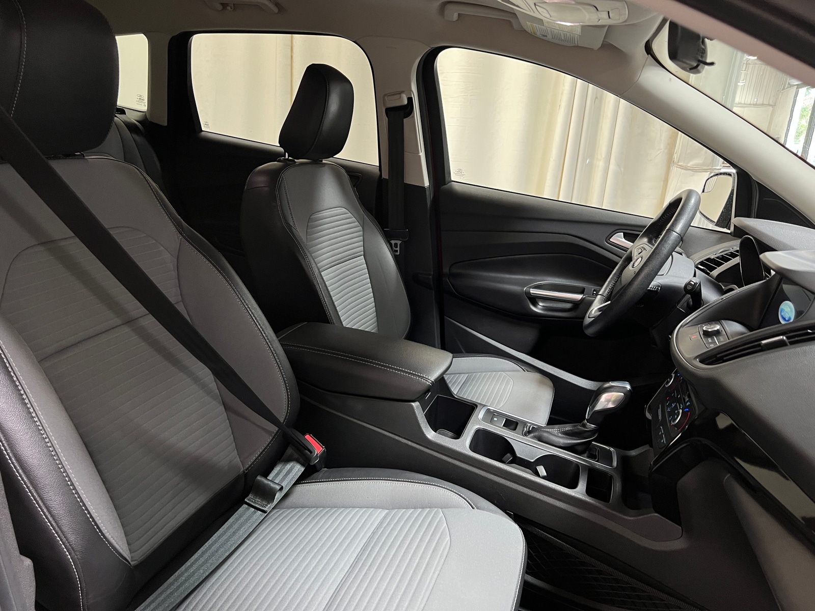 Thumbnail: 2019 Ford Escape - 2