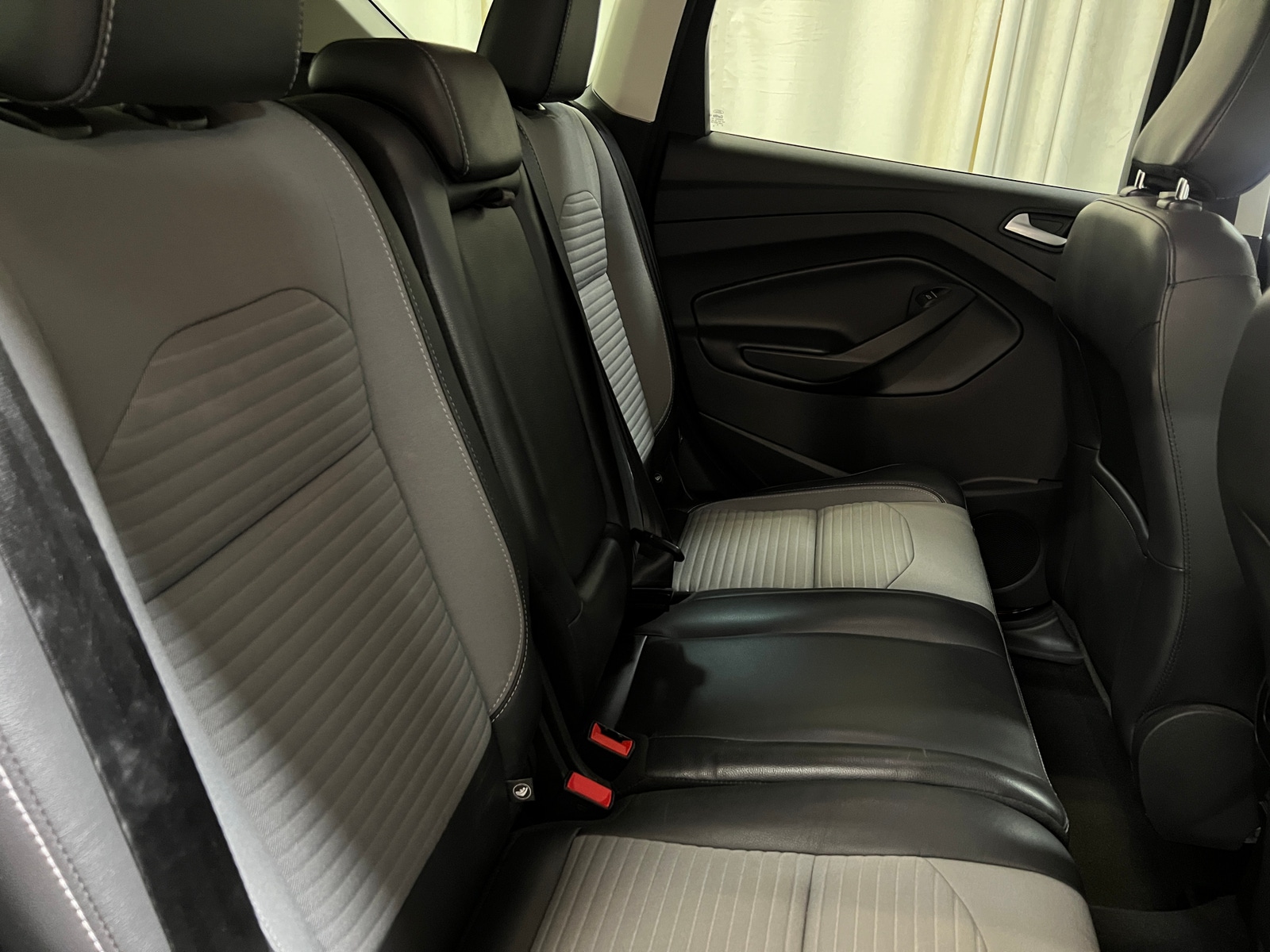 Thumbnail: 2019 Ford Escape - 6
