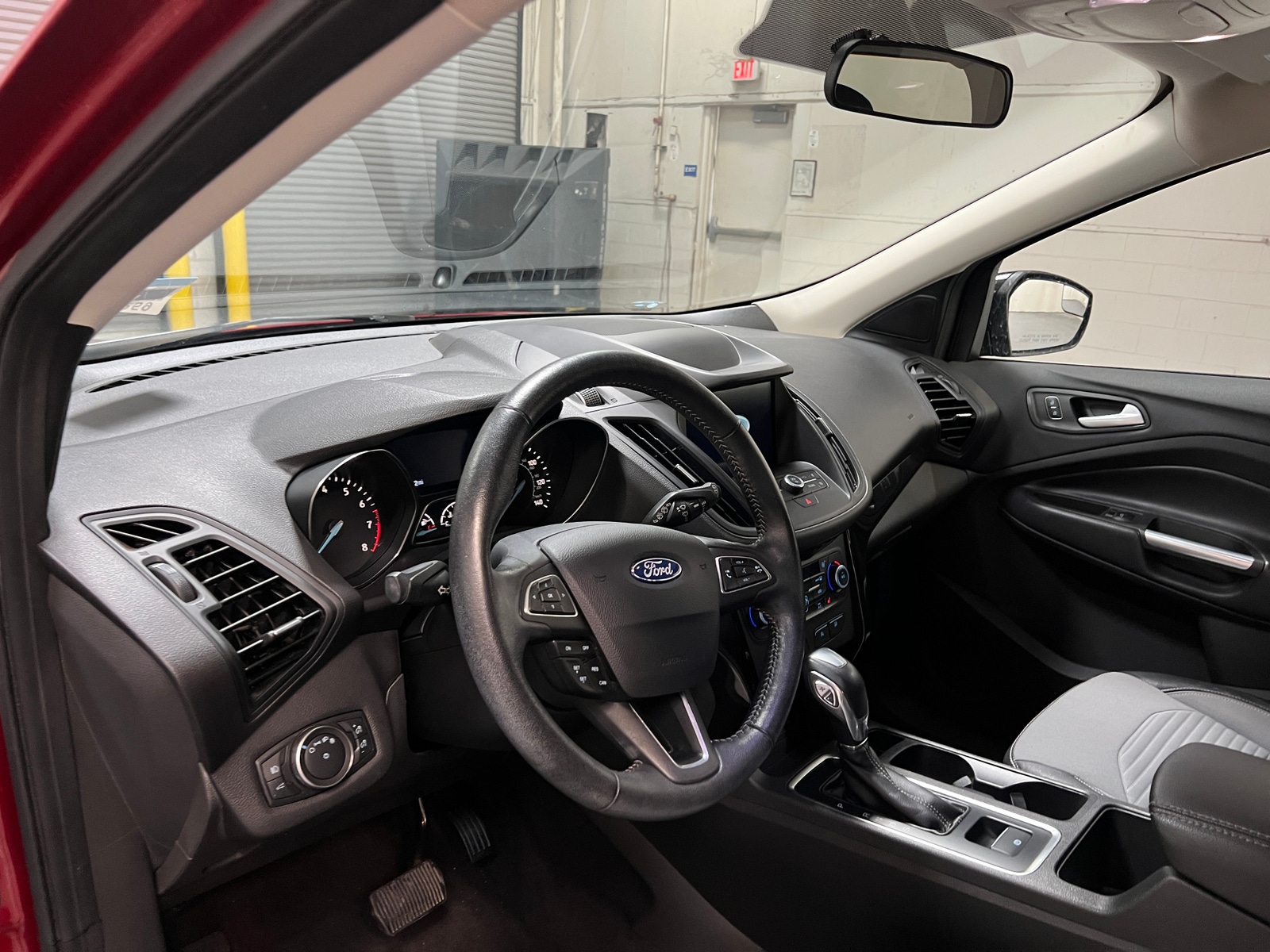 Thumbnail: 2019 Ford Escape - 3