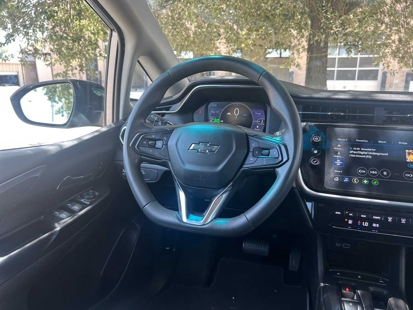 Thumbnail: 2023 Chevrolet Bolt EV - 4
