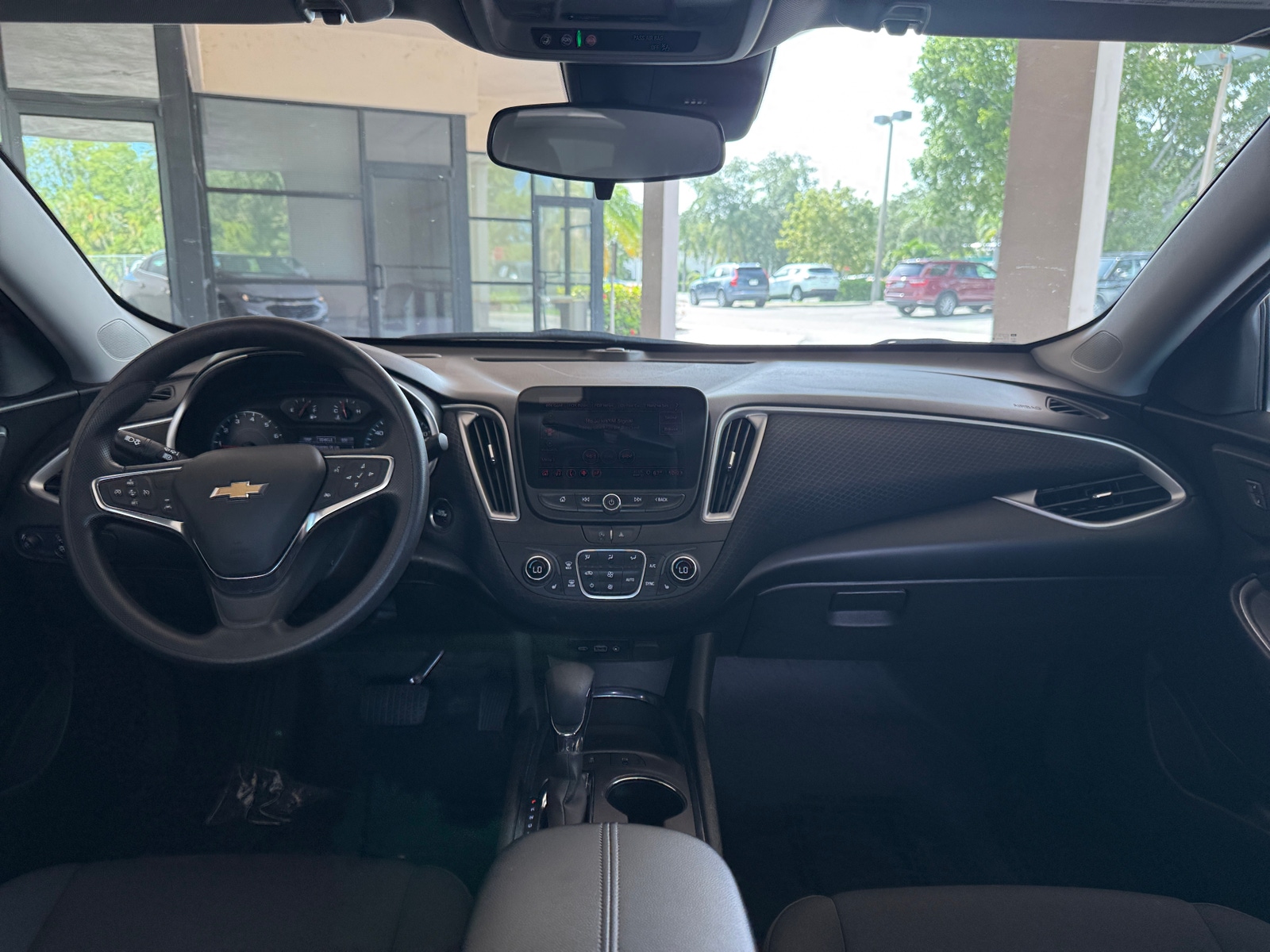 Thumbnail: 2024 Chevrolet Malibu - 3