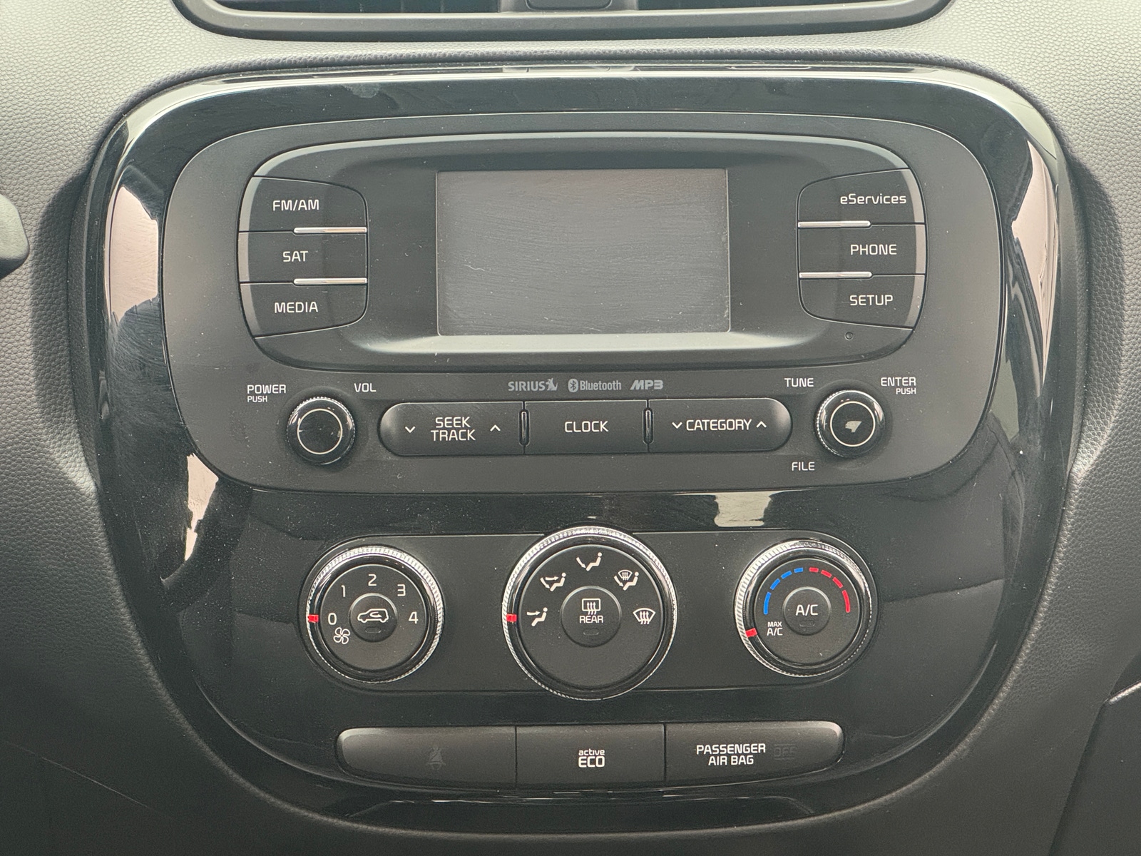 Thumbnail: 2016 Kia Soul - 3