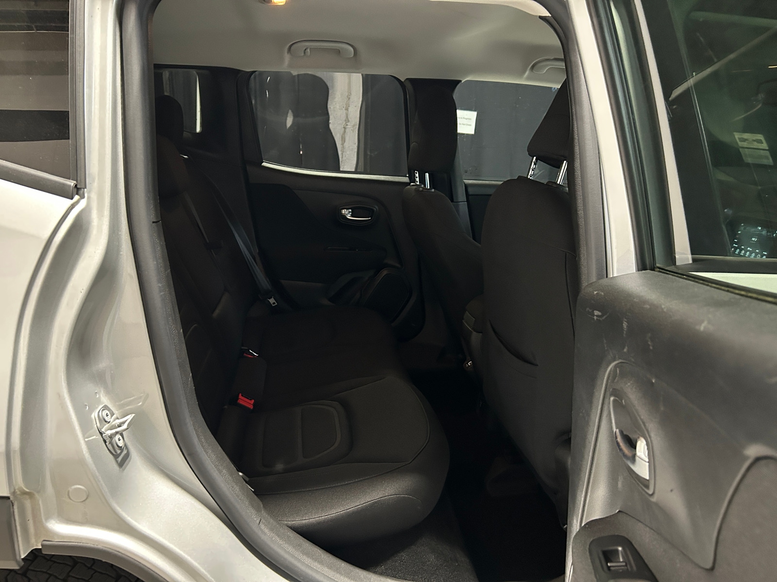Thumbnail: 2021 Jeep Renegade - 6