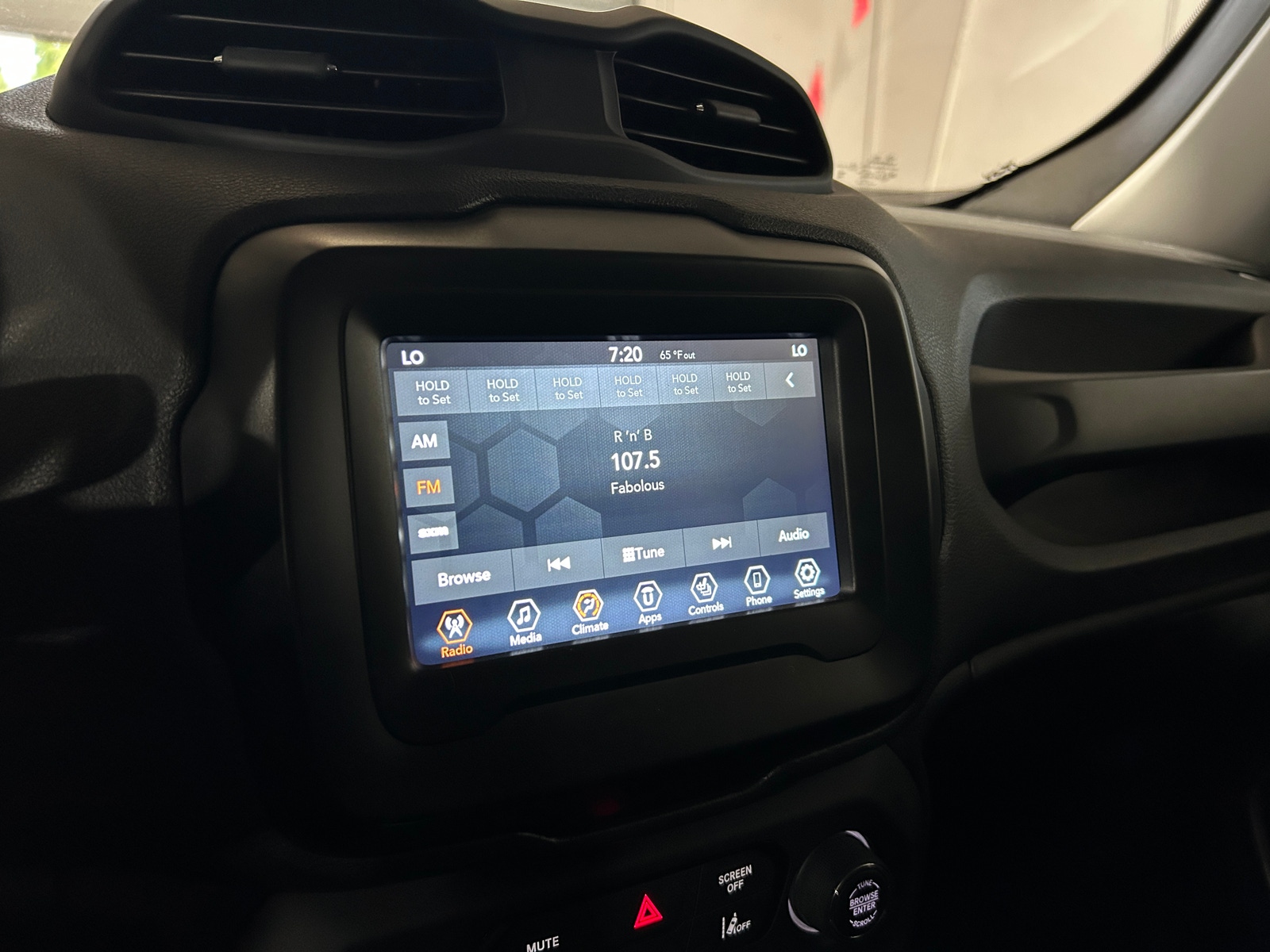 Thumbnail: 2021 Jeep Renegade - 4