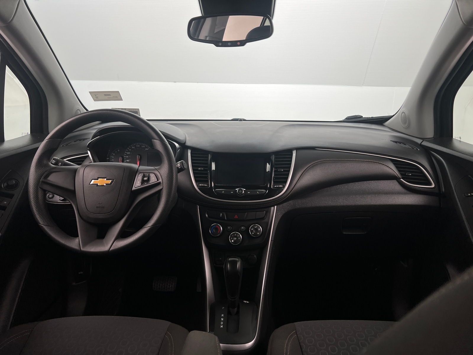 Thumbnail: 2020 Chevrolet Trax - 3