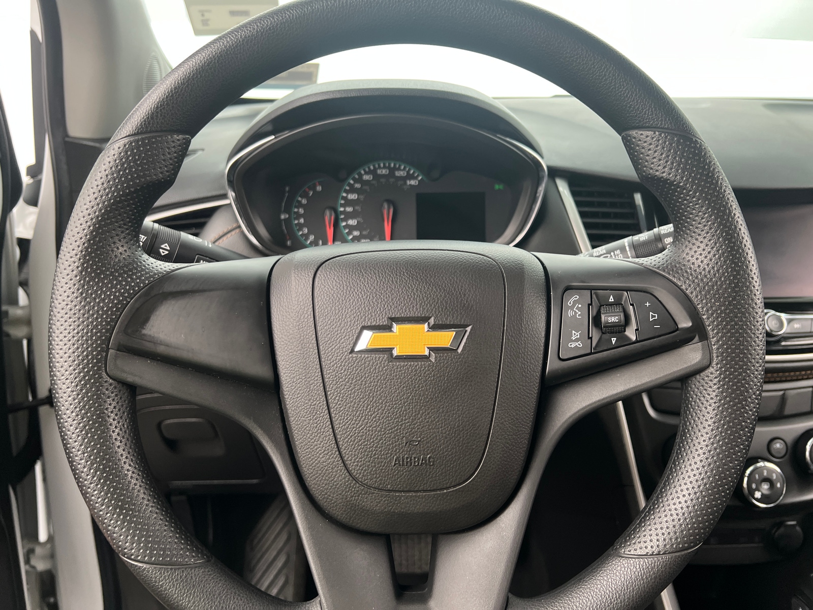 Thumbnail: 2020 Chevrolet Trax - 5