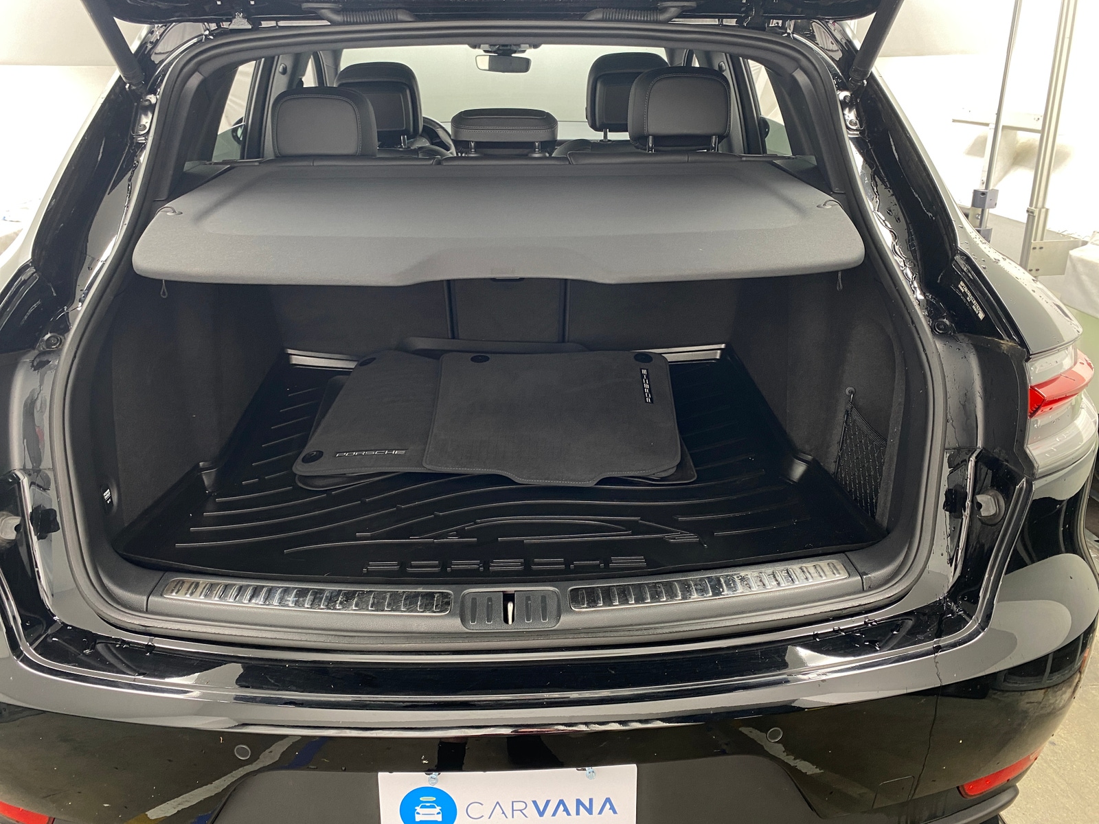 Thumbnail: 2020 Porsche Macan - 6