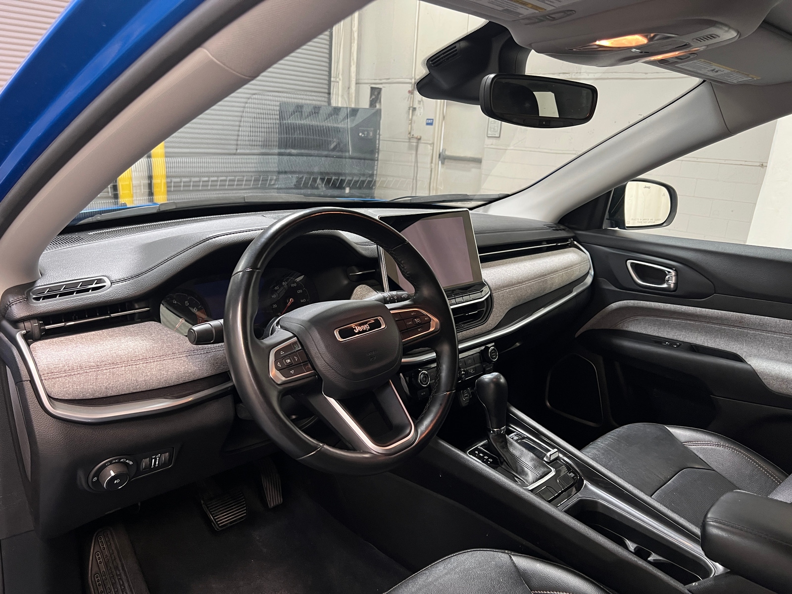 Thumbnail: 2022 Jeep Compass - 2