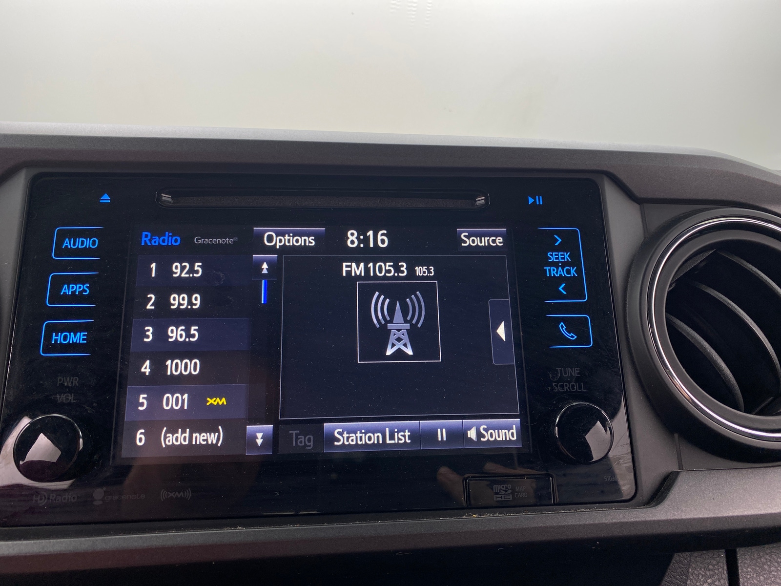 Thumbnail: 2019 Toyota Tacoma - 4