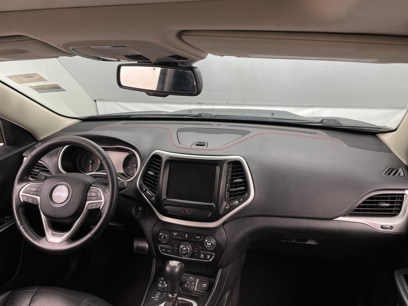 Thumbnail: 2016 Jeep Cherokee - 2