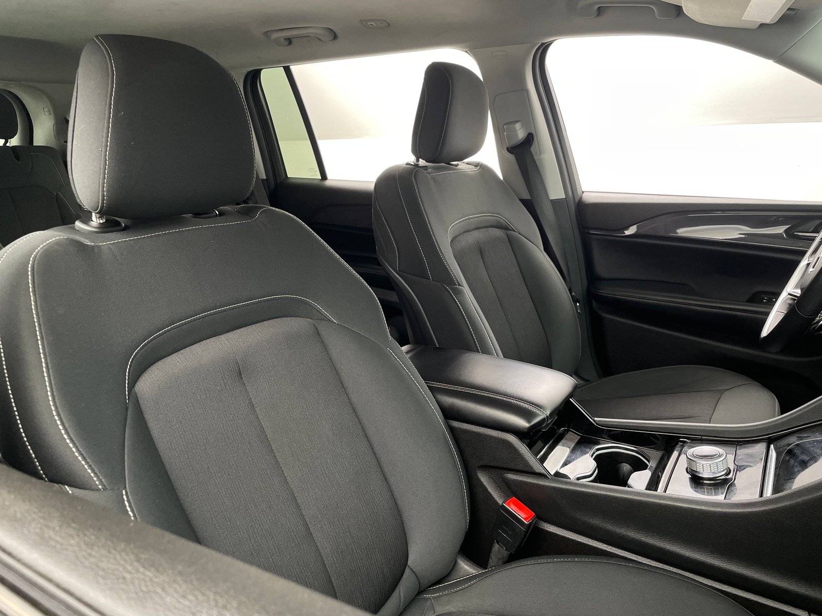 Thumbnail: 2021 Jeep Grand Cherokee L - 2