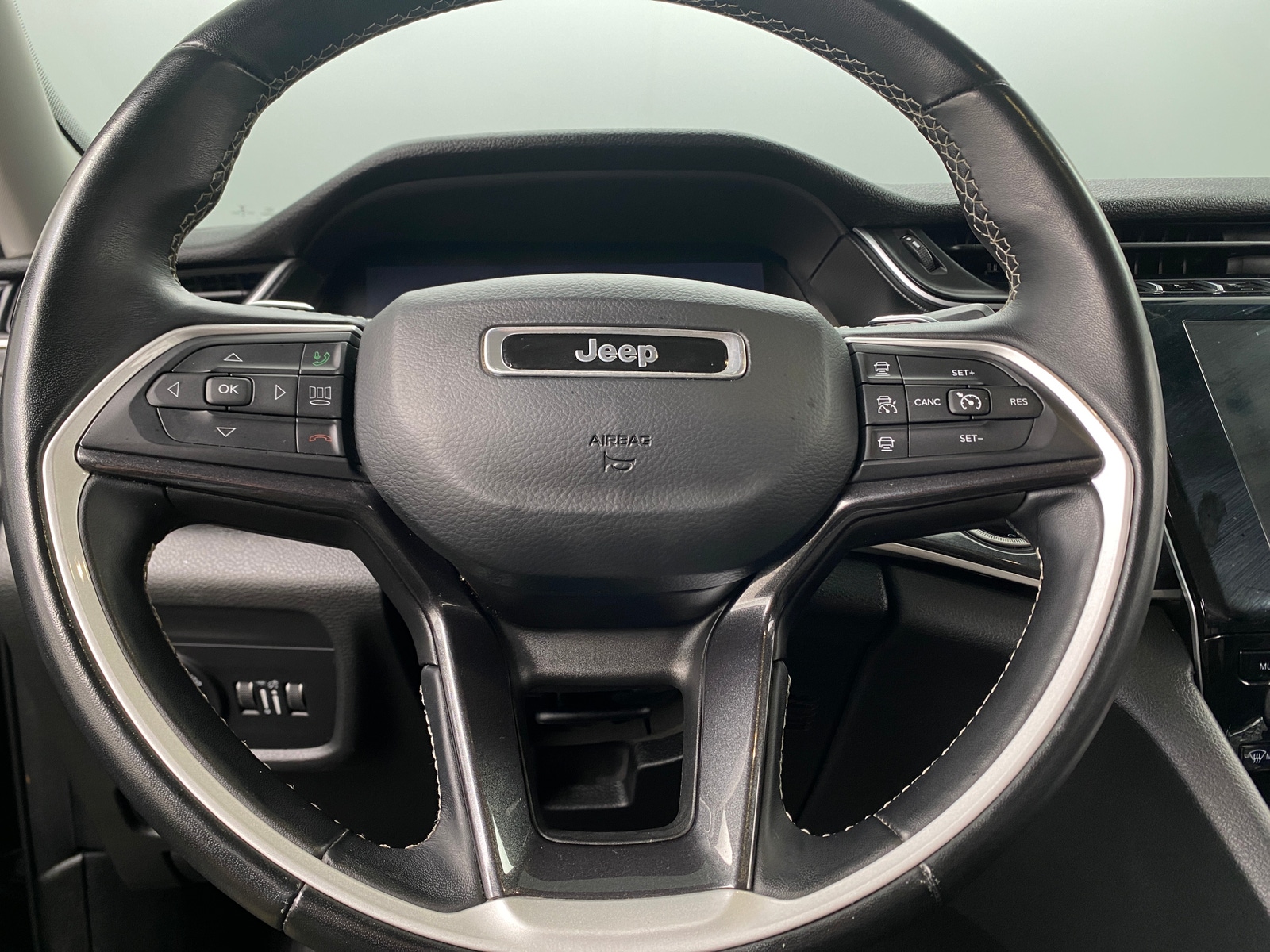 Thumbnail: 2021 Jeep Grand Cherokee L - 5