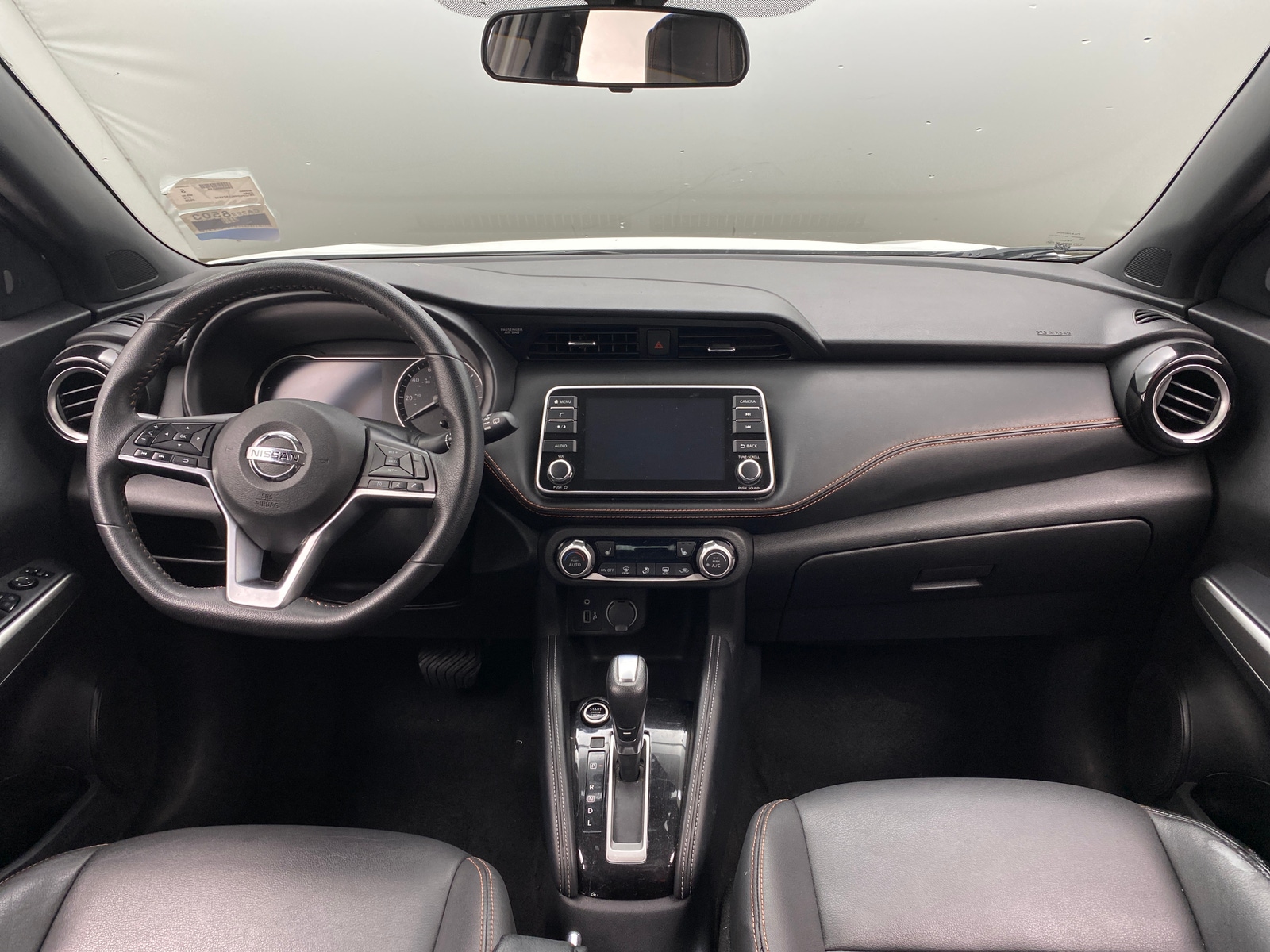 Thumbnail: 2020 Nissan Kicks - 2