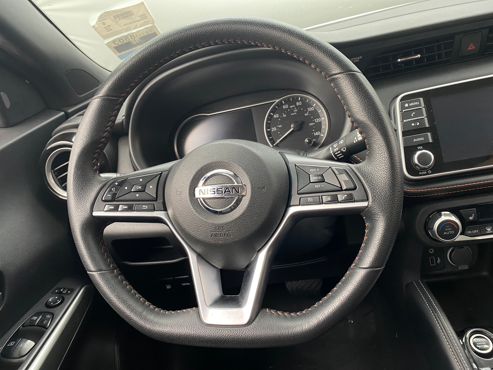 Thumbnail: 2020 Nissan Kicks - 4