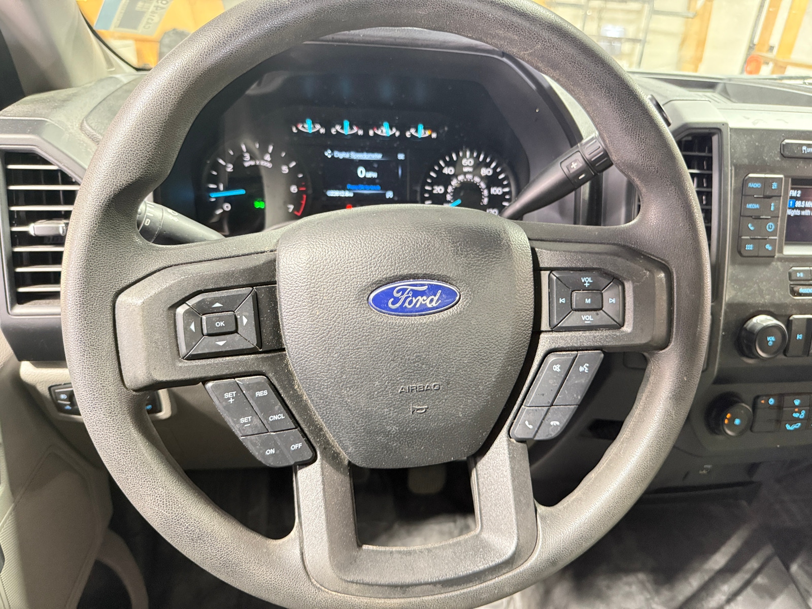 Thumbnail: 2019 Ford Econoline - 5