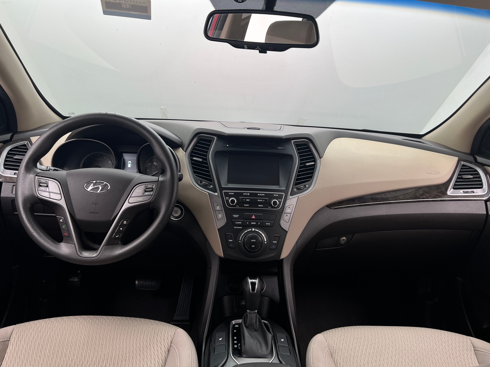 Thumbnail: 2018 Hyundai Santa Fe - 3