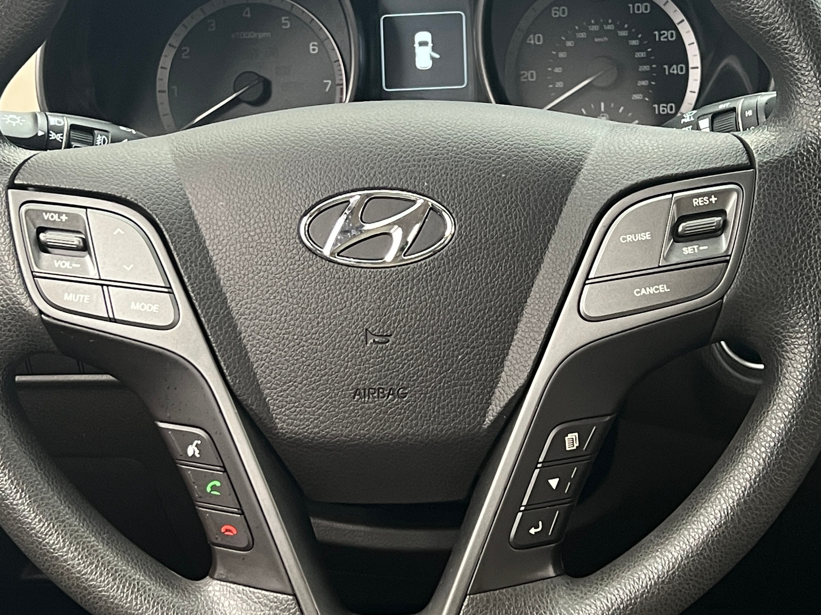 Thumbnail: 2018 Hyundai Santa Fe - 5