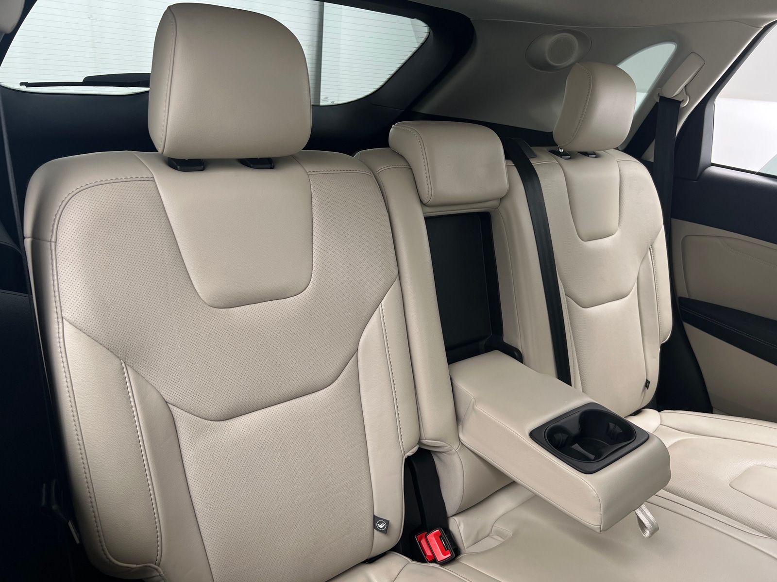 Thumbnail: 2017 Ford Edge - 5