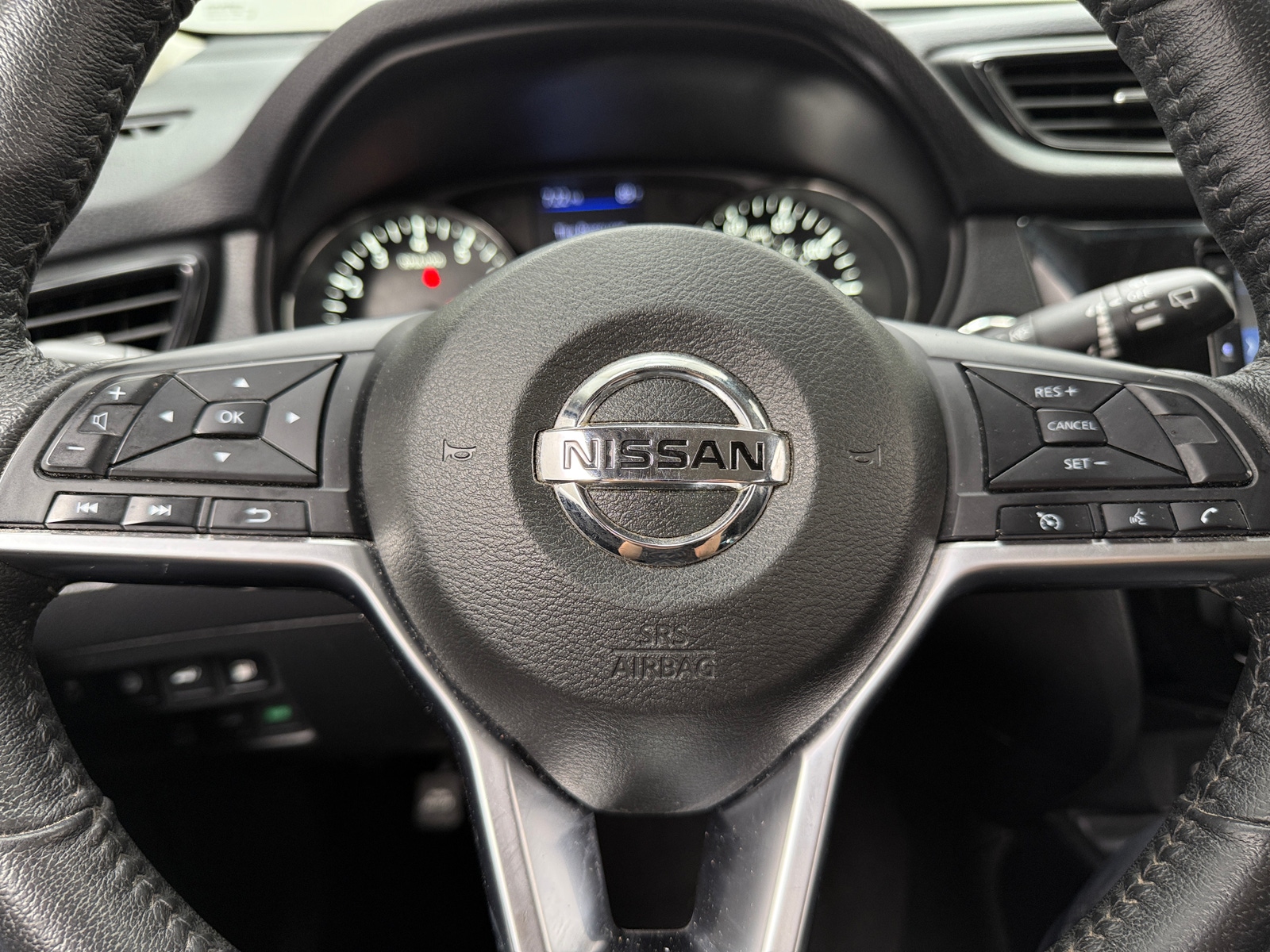 Thumbnail: 2019 Nissan Rogue - 5