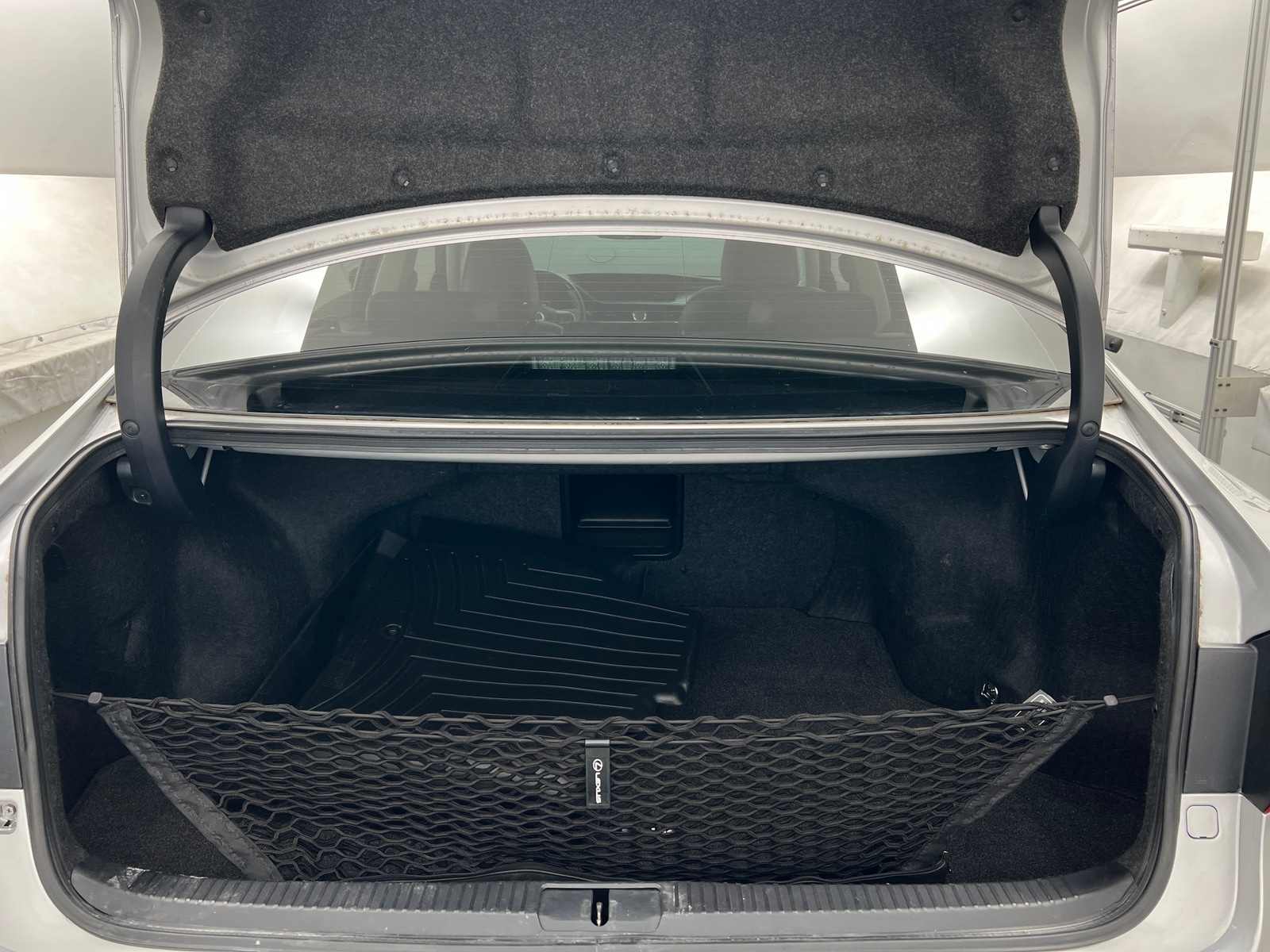 Thumbnail: 2016 Lexus ES - 6