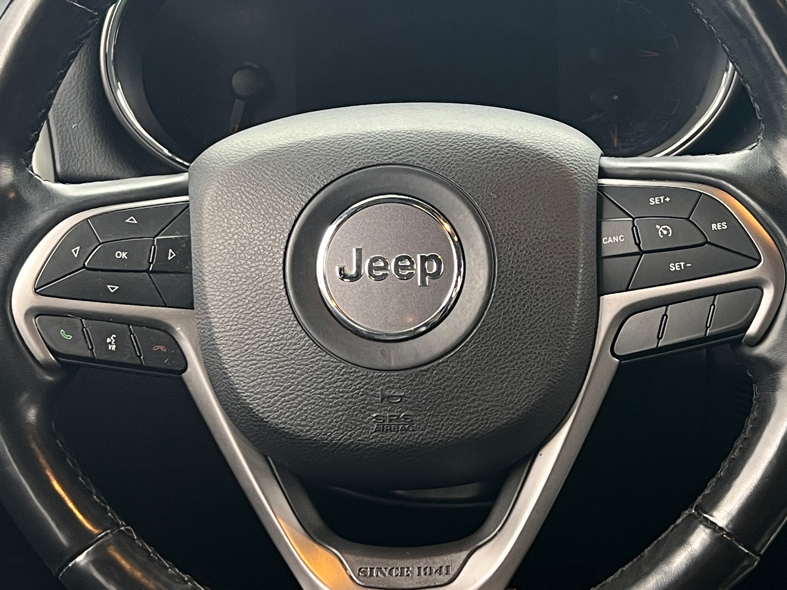 Thumbnail: 2020 Jeep Grand Cherokee - 4