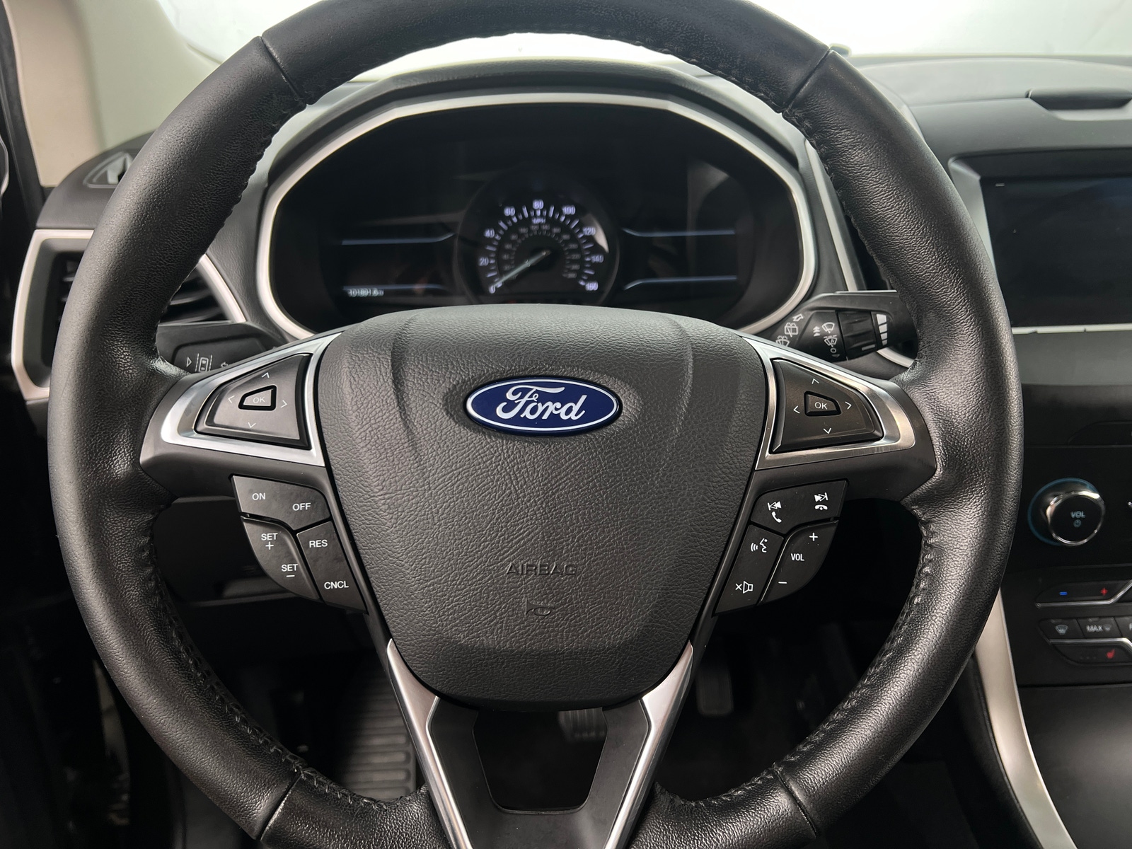 Thumbnail: 2019 Ford Edge - 5