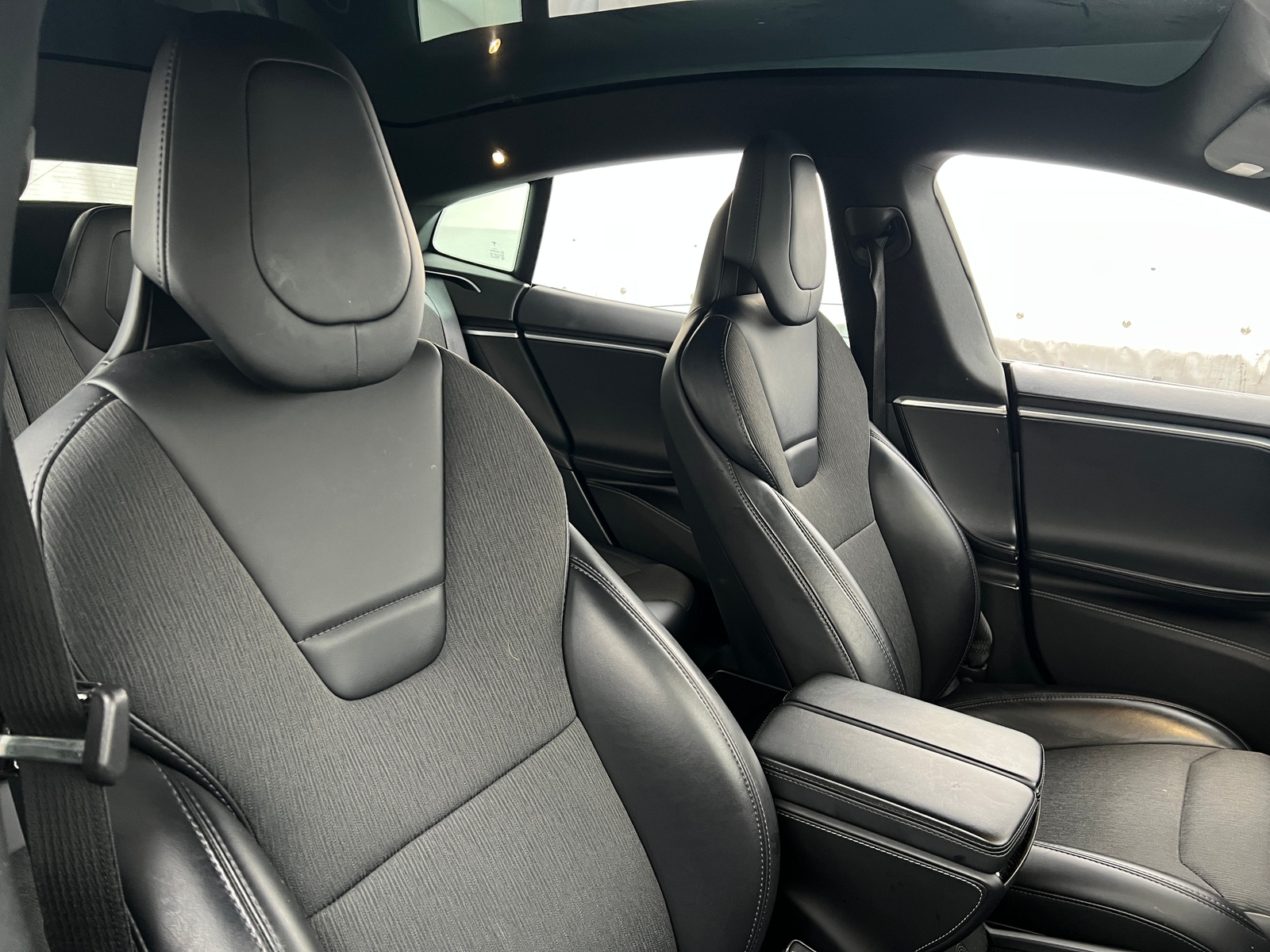 Thumbnail: 2017 Tesla Model S - 2
