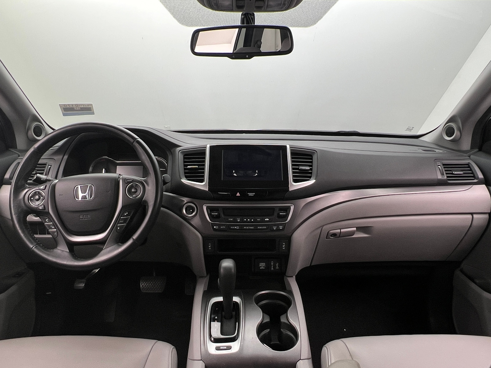 Thumbnail: 2017 Honda Pilot - 2