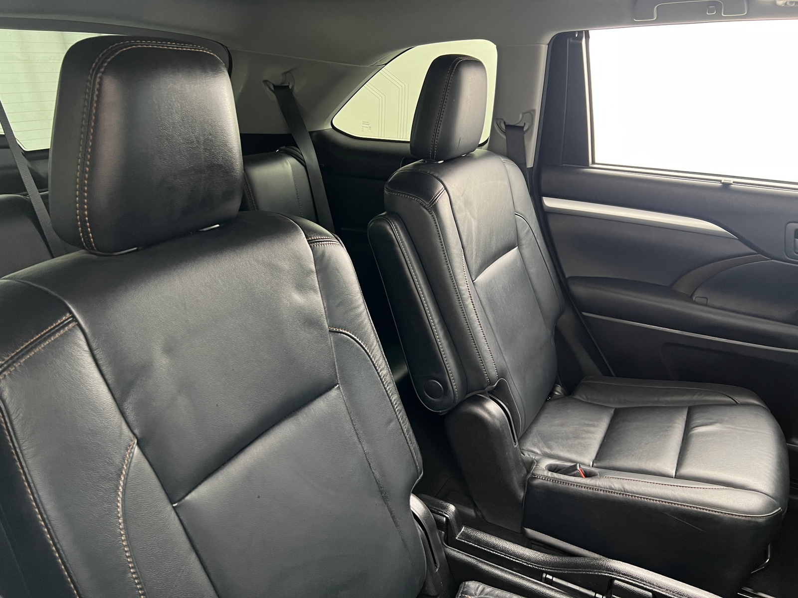 Thumbnail: 2017 Toyota Highlander - 5
