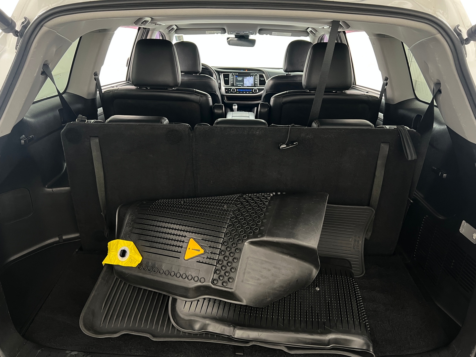 Thumbnail: 2017 Toyota Highlander - 6