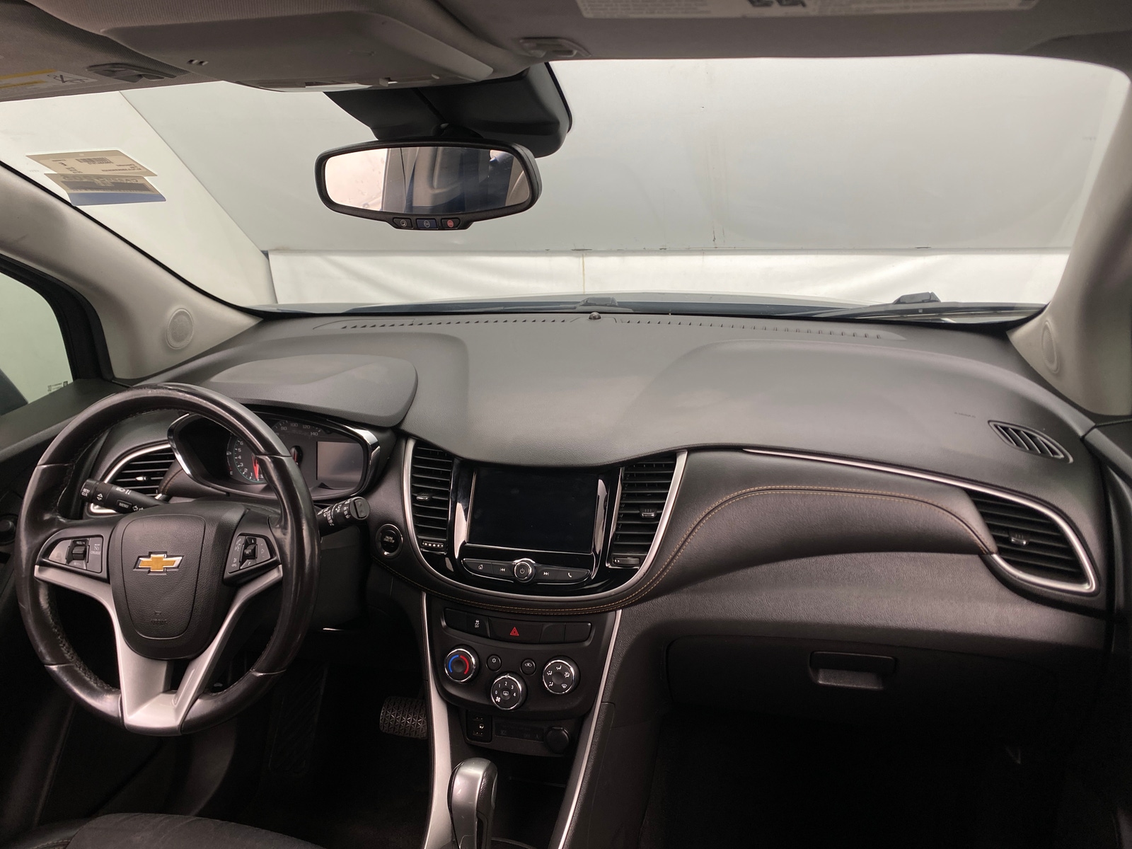 Thumbnail: 2019 Chevrolet Trax - 3